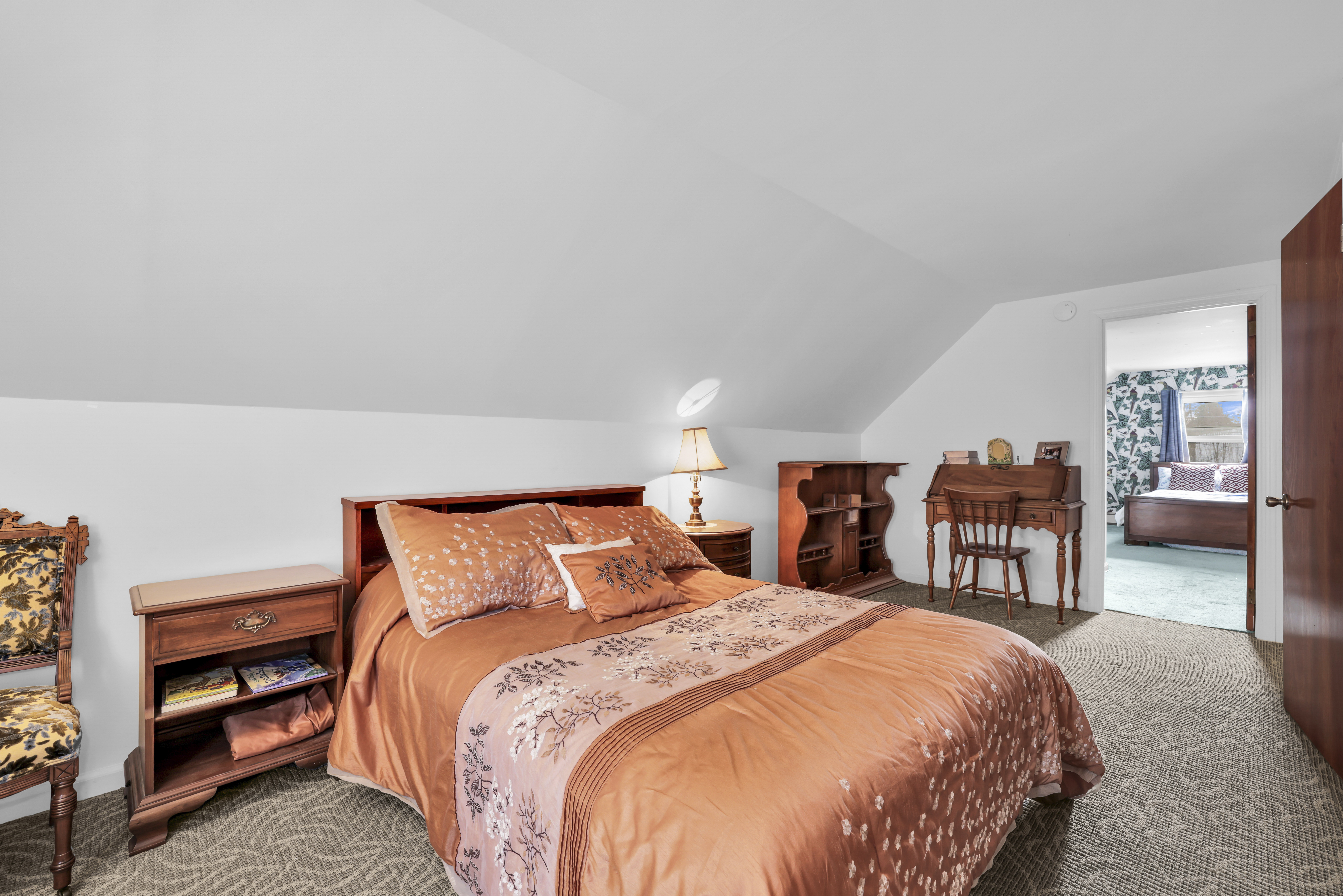 Pompton Plains, New Jersey, 07444, United States, 4 Bedrooms Bedrooms, ,3 BathroomsBathrooms,Residential,For Sale,2007489