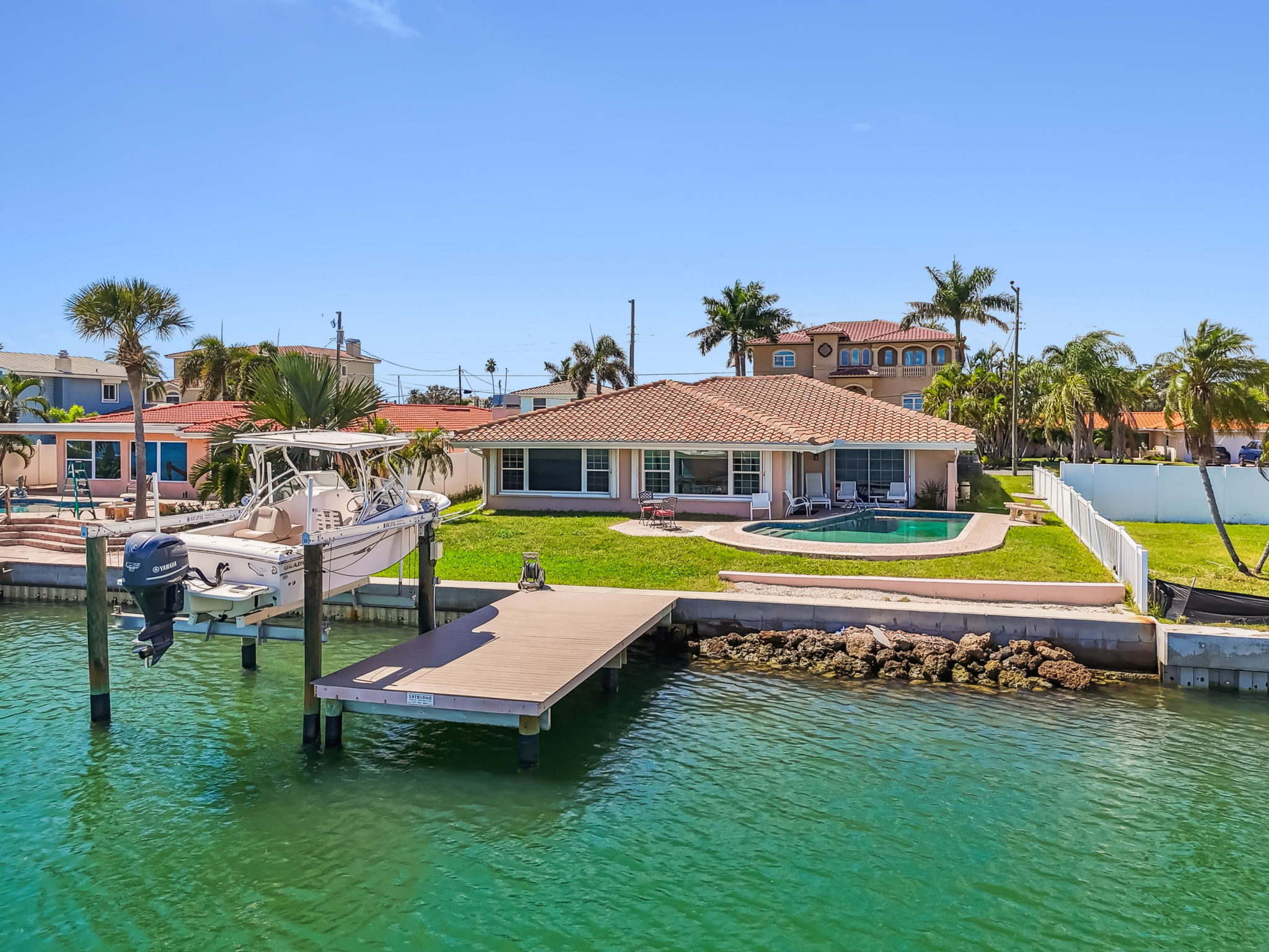 Madeira Beach, Florida, 33708, United States, 4 Bedrooms Bedrooms, ,2 BathroomsBathrooms,Residential,For Sale,2005483