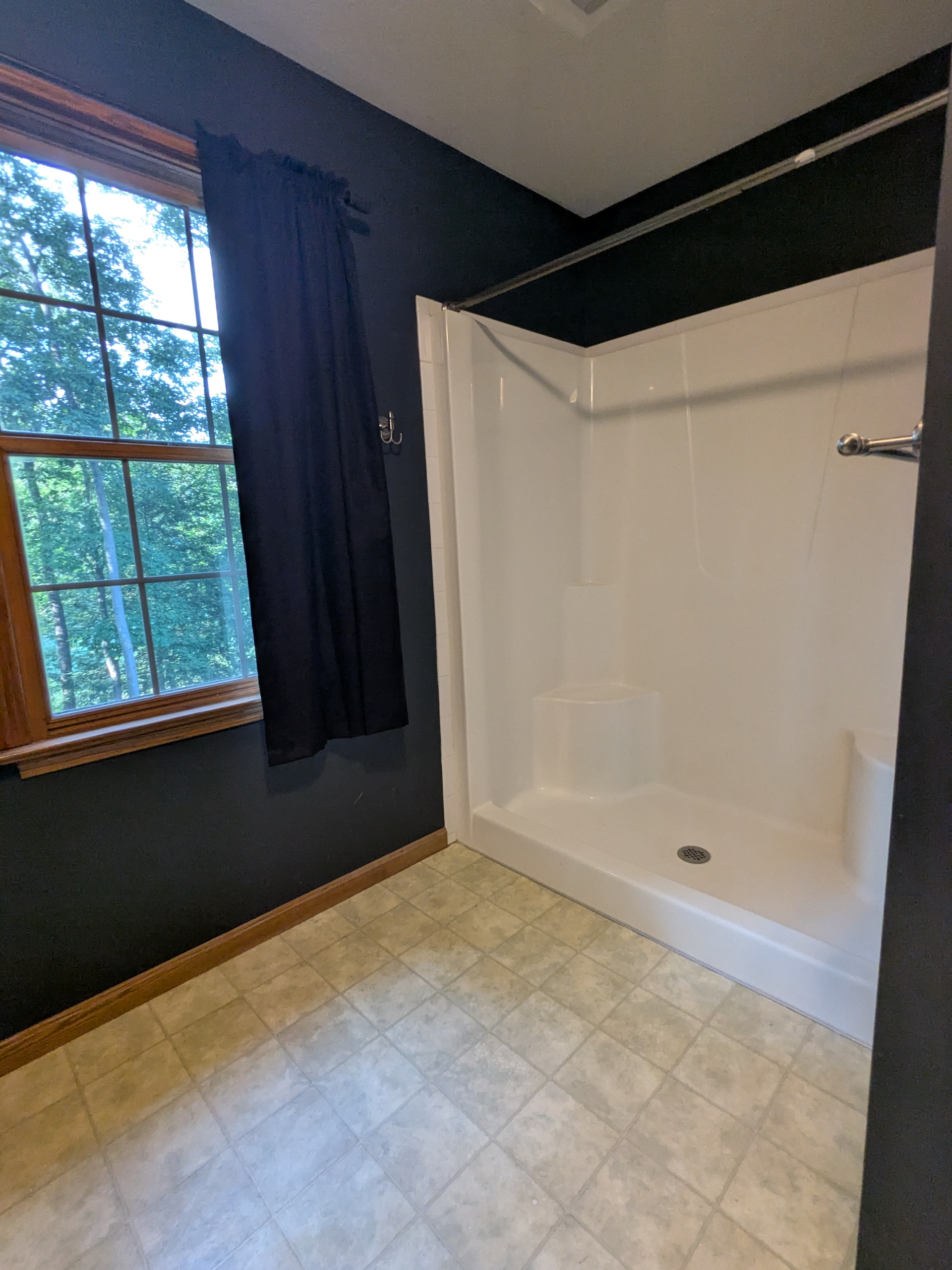 Uniontown, Ohio, 44685, United States, 6 Bedrooms Bedrooms, ,4 BathroomsBathrooms,Residential,For Sale,1945002