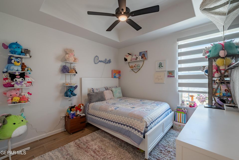 El Paso, Texas, 79932, United States, 5 Bedrooms Bedrooms, ,2 BathroomsBathrooms,Residential,For Sale,1915339