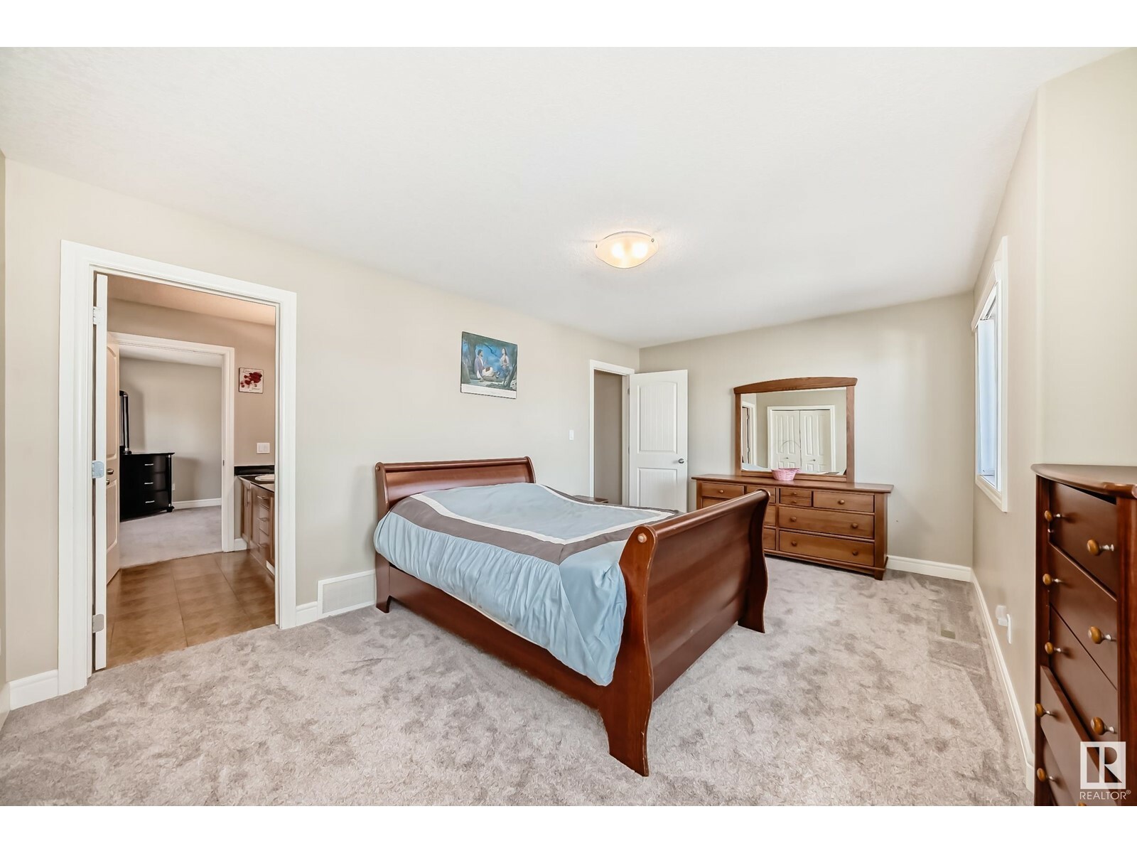 EDMONTON, Alberta, T5A 3V4, CA, 4 Bedrooms Bedrooms, ,4 BathroomsBathrooms,Residential,For Sale,1837785