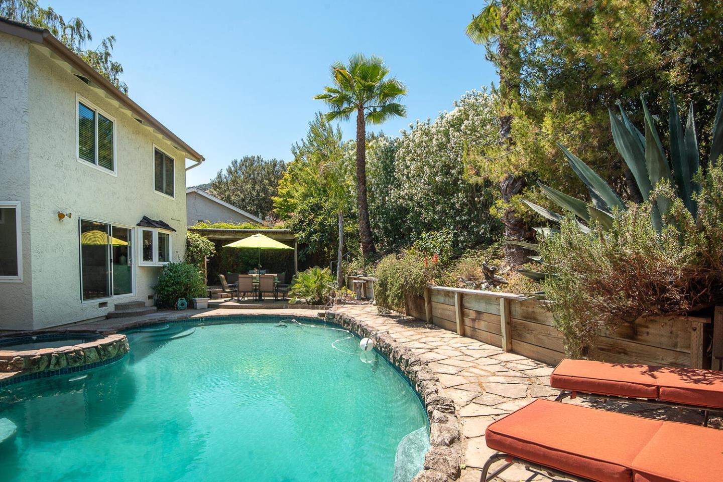 San Jose - Blossom Valley, California, 95123, United States, 4 Bedrooms Bedrooms, ,2 BathroomsBathrooms,Residential,For Sale,1732910