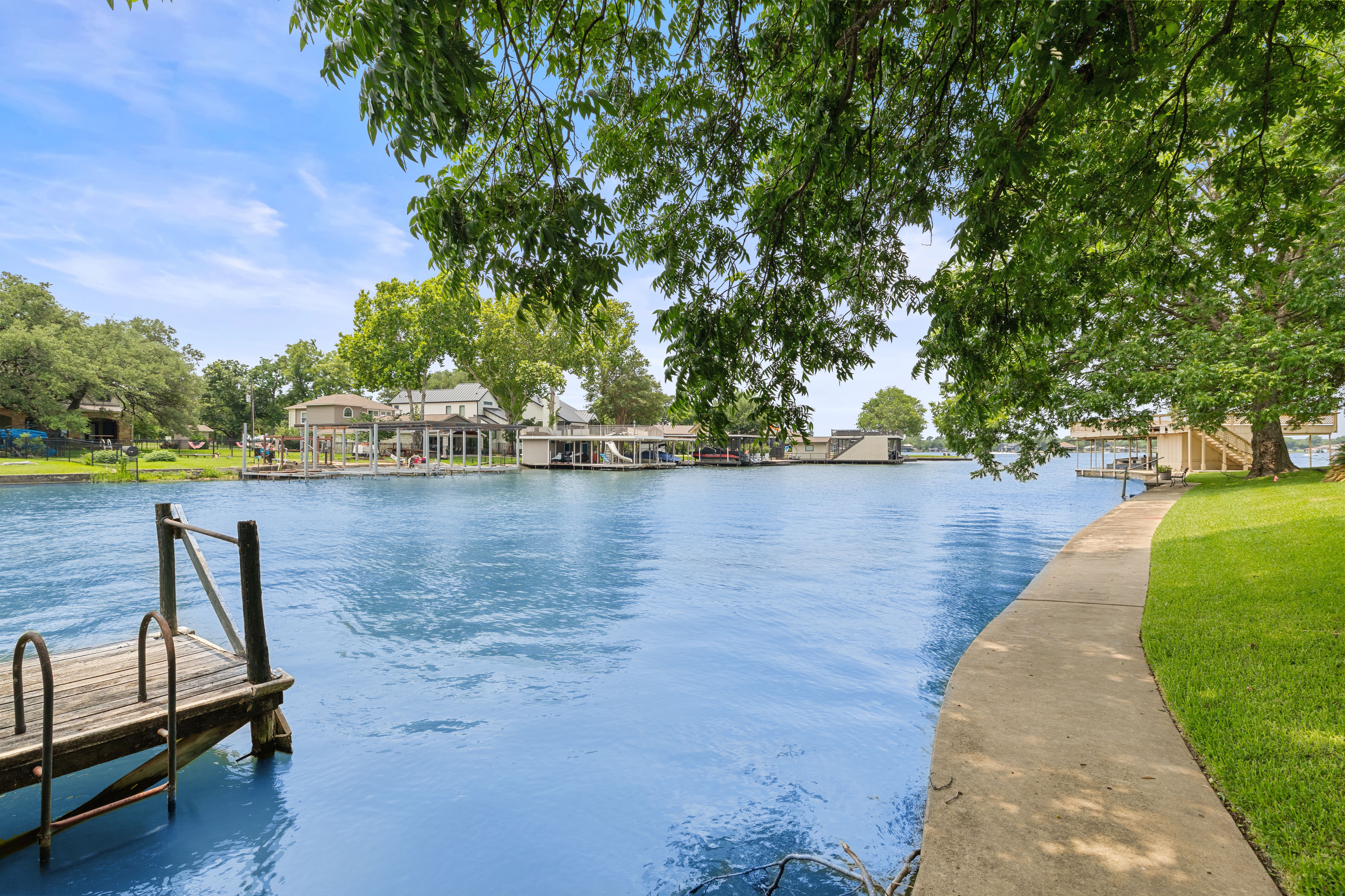  Prime Lake LBJ Waterfront Opportunity - 物件實景