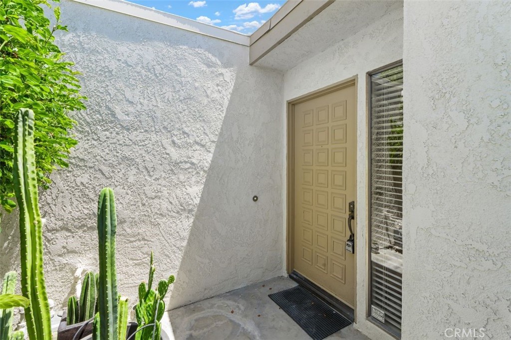 Palm Desert, California, 92260, United States, 3 Bedrooms Bedrooms, ,2 BathroomsBathrooms,Residential,For Sale,1885194