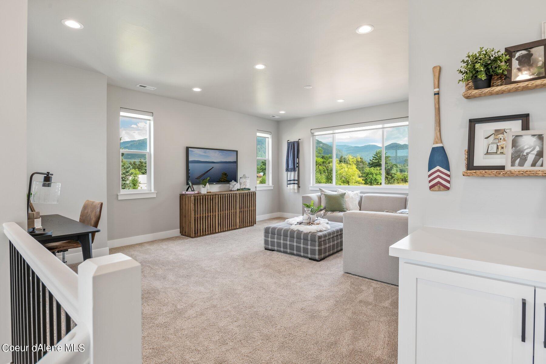 593 University Park Way, Sandpoint, Idaho, 83864, United States, 4 Bedrooms Bedrooms, ,4 BathroomsBathrooms,Residential,For Sale,593 University Park Way,1461255