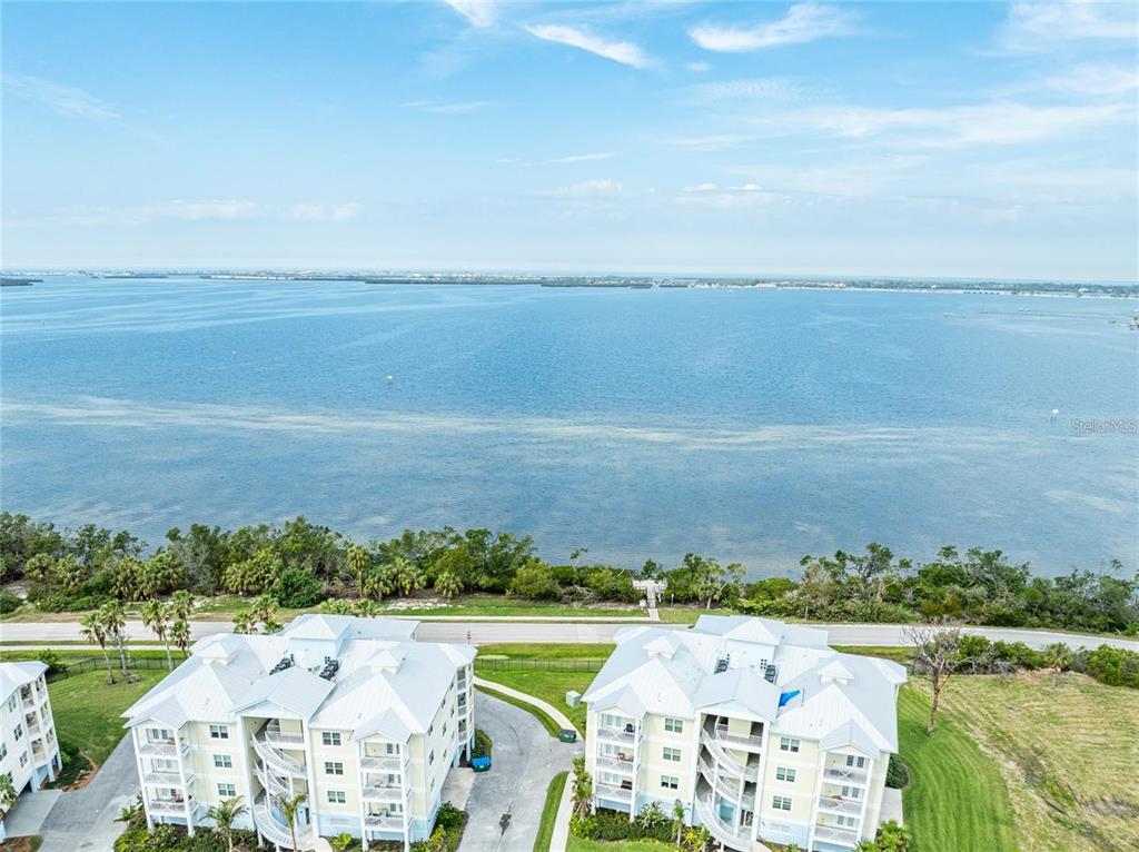 Bradenton, Florida, 34209, United States, 3 Bedrooms Bedrooms, ,3 BathroomsBathrooms,Residential,For Sale,1995139