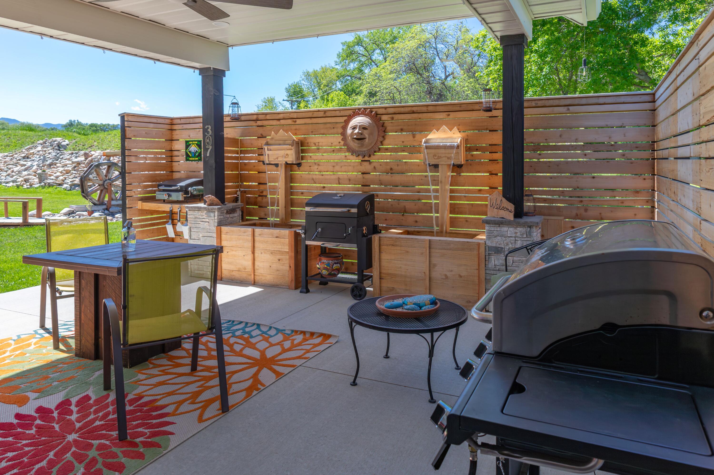 Sheridan, Wyoming, 82801, United States, 3 Bedrooms Bedrooms, ,3 BathroomsBathrooms,Residential,For Sale,2007537