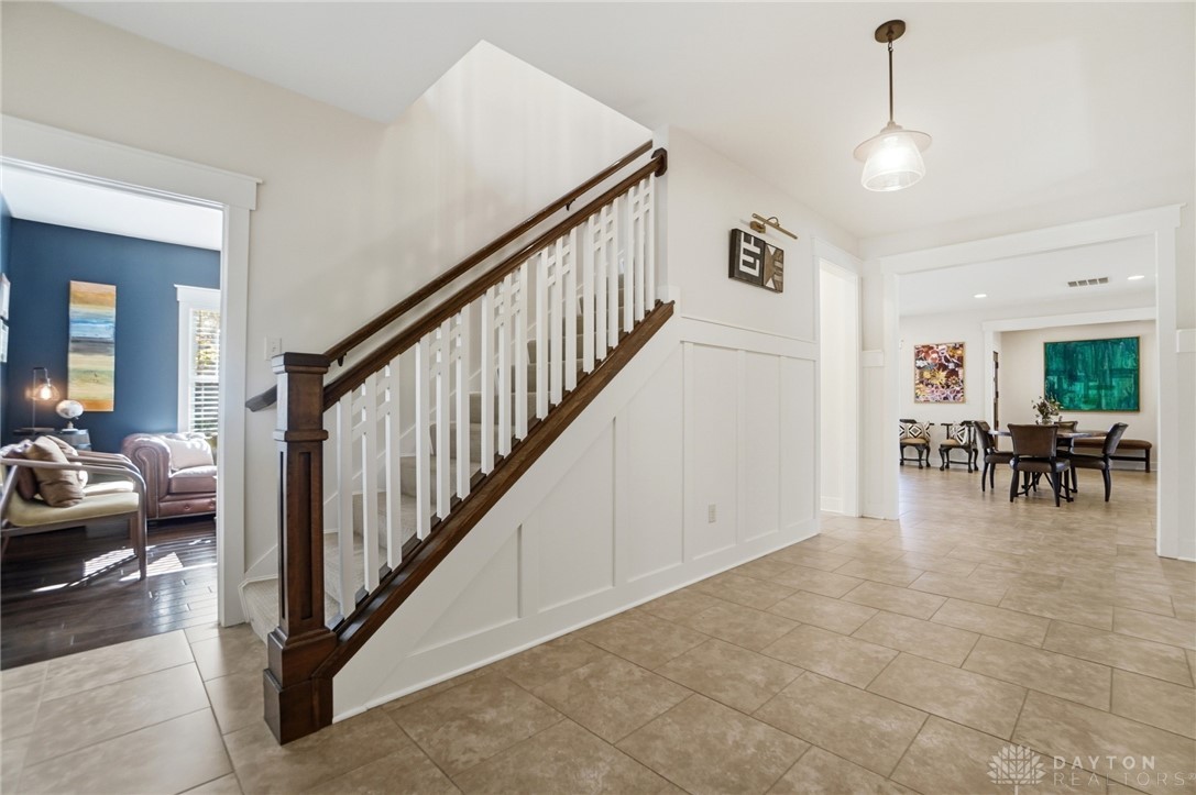 Oakwood, Ohio, 45409, United States, 3 Bedrooms Bedrooms, ,3 BathroomsBathrooms,Residential,For Sale,1991510