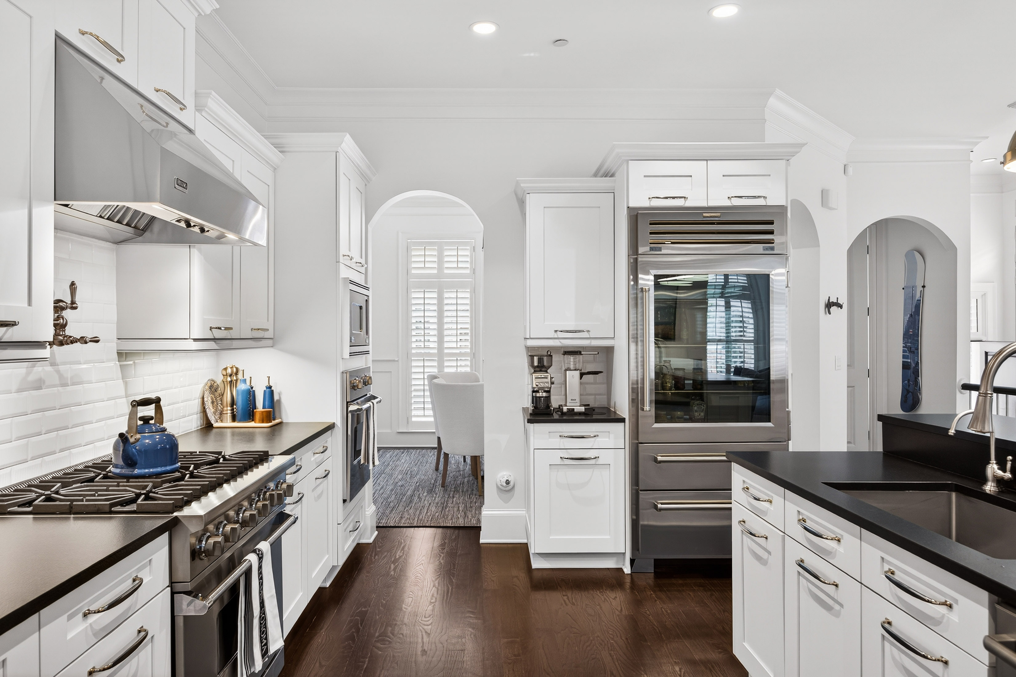  Beautifully Renovated Four-story Townhome in the Heart of Buckhead - 物件實景