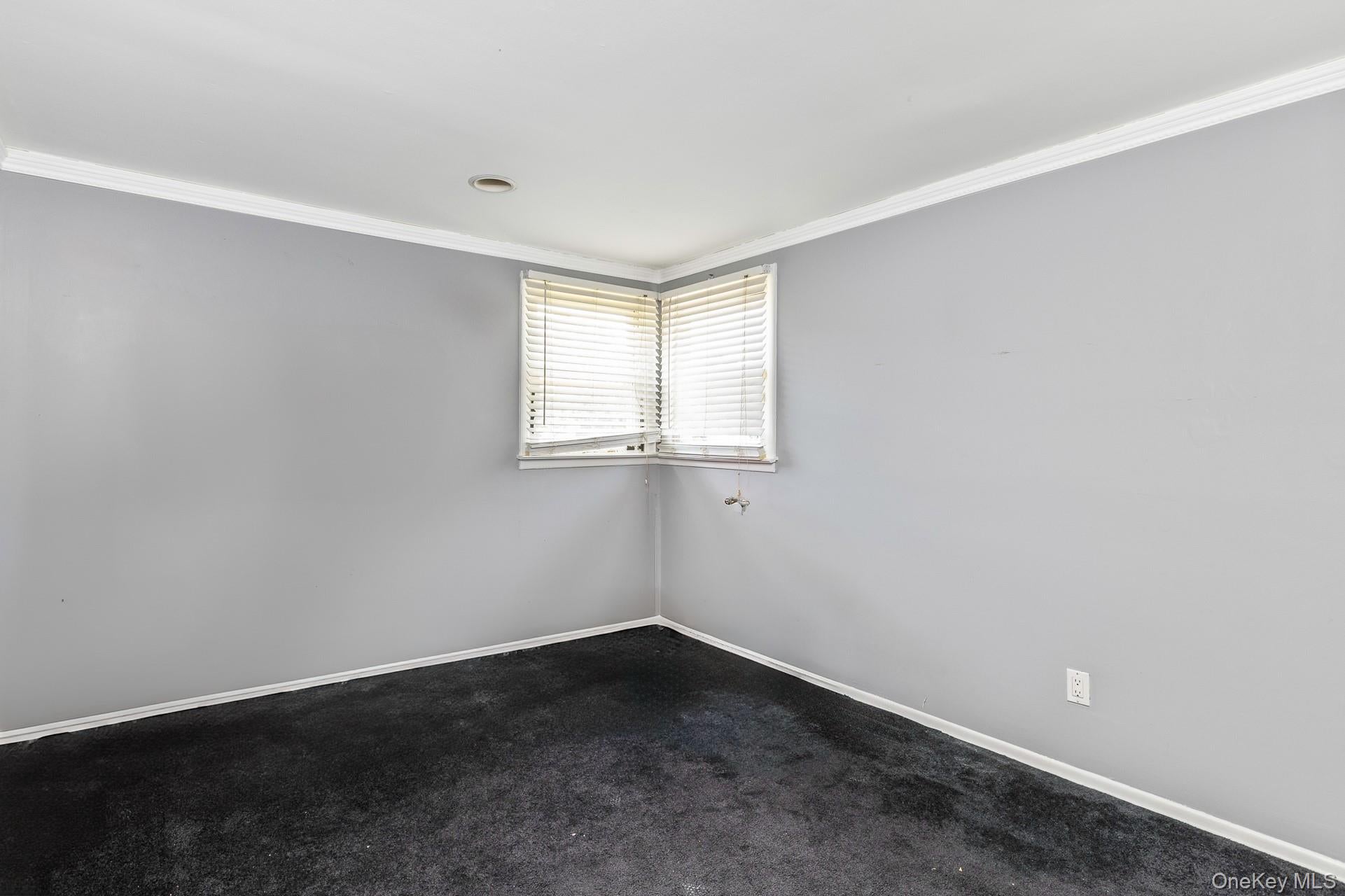 Shirley, New York, 11967, United States, 4 Bedrooms Bedrooms, ,4 BathroomsBathrooms,Residential,For Sale,1924990