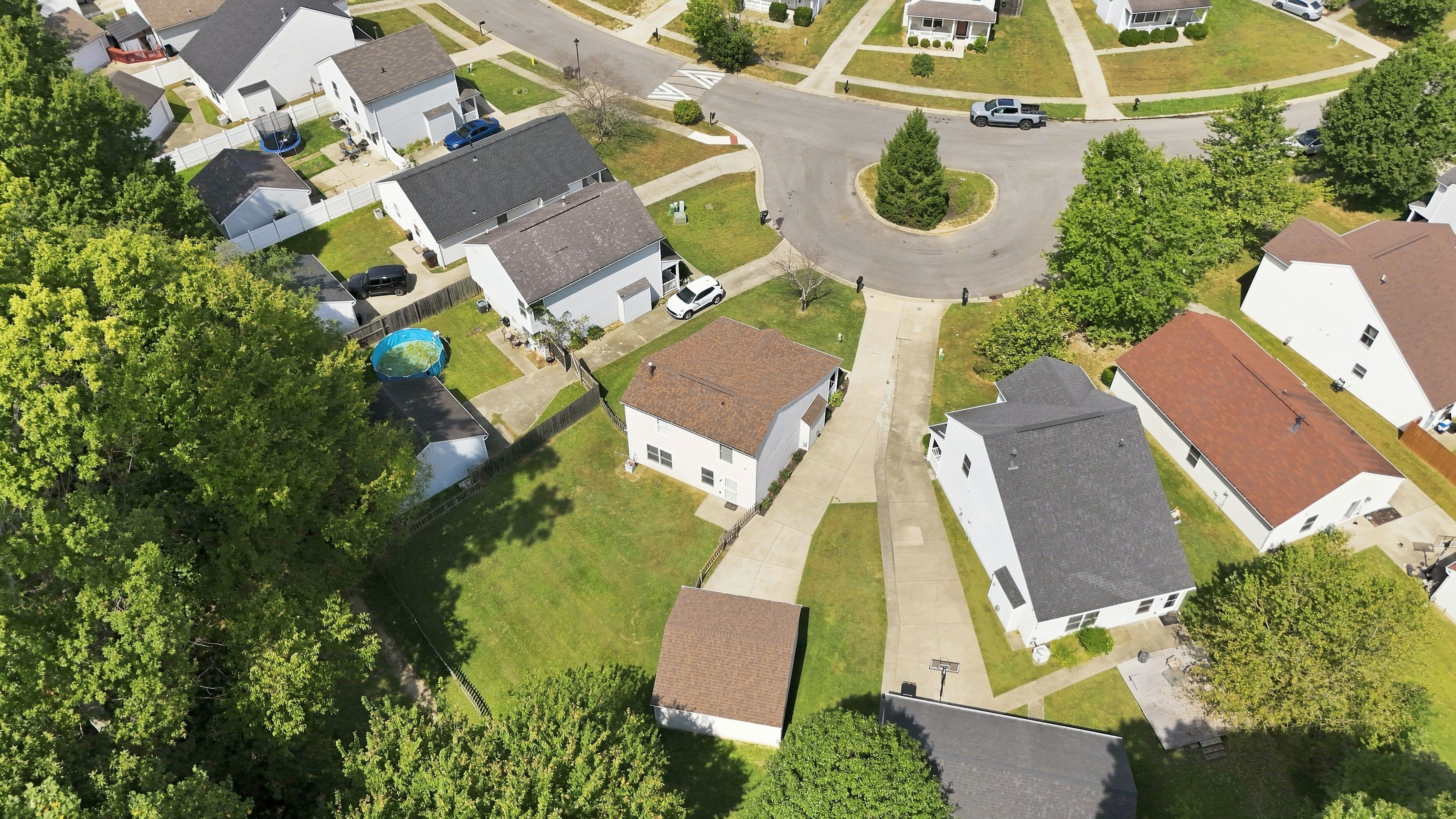  6314 Maravian Drive, Louisville, KY 40258 - 物件實景