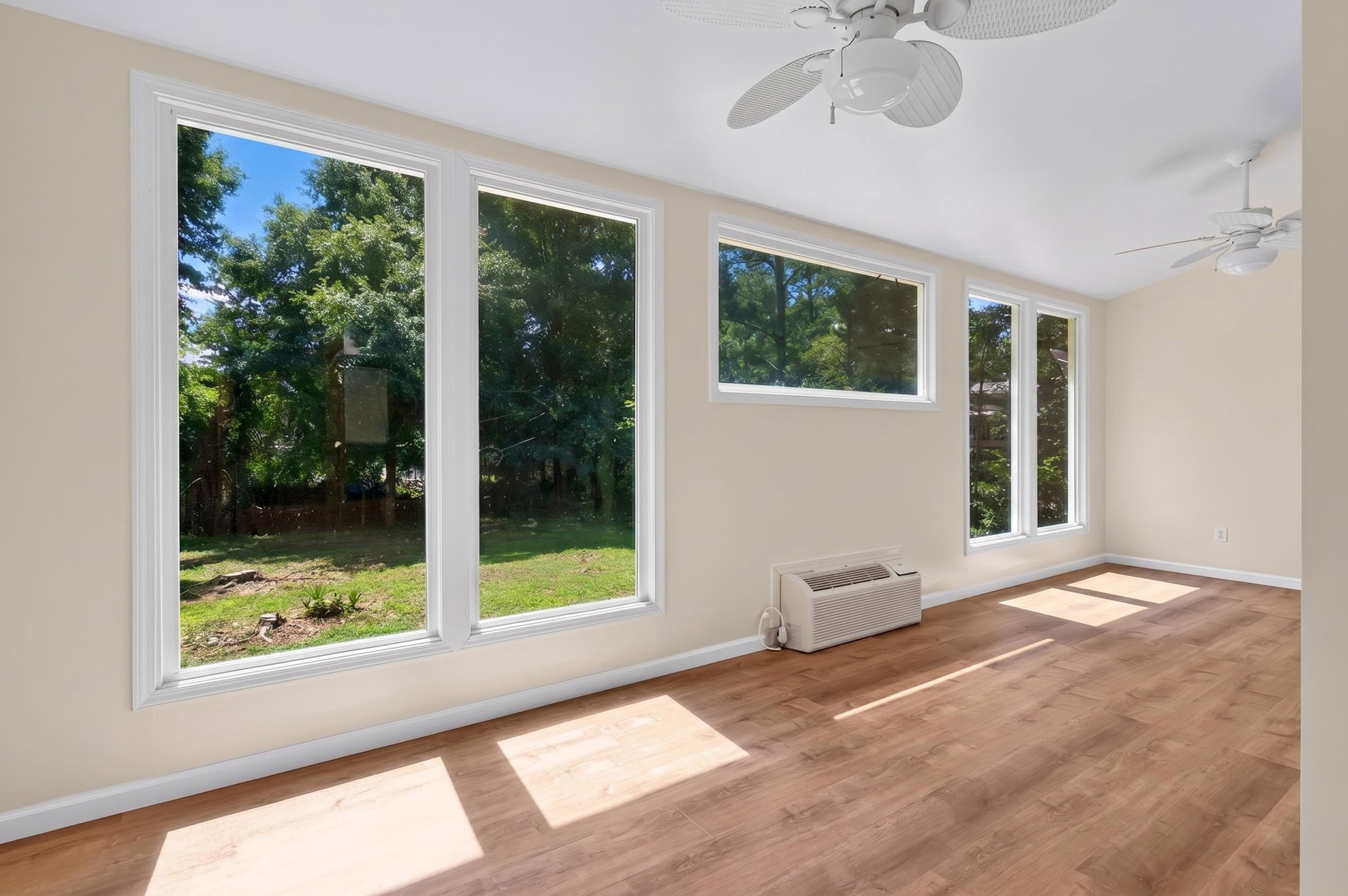  Stunning Fully Renovated Ranch - 物件實景