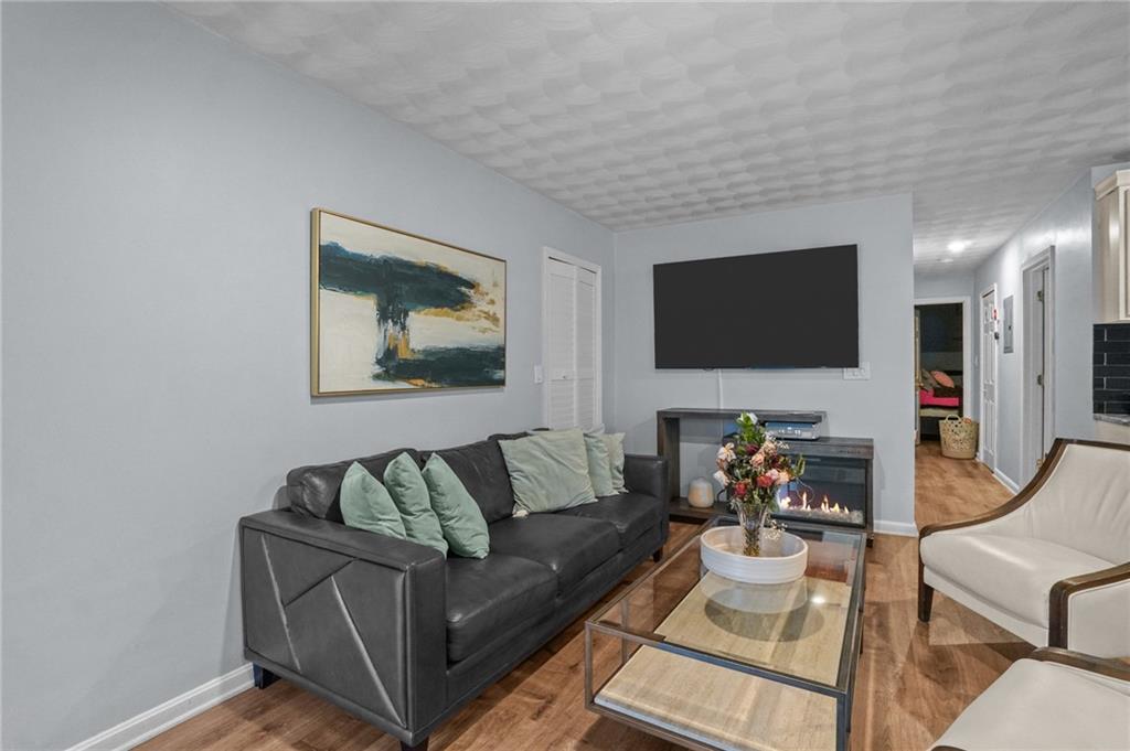 Providence, Rhode Island, 02904, United States, 6 Bedrooms Bedrooms, ,2 BathroomsBathrooms,Residential,For Sale,1934999
