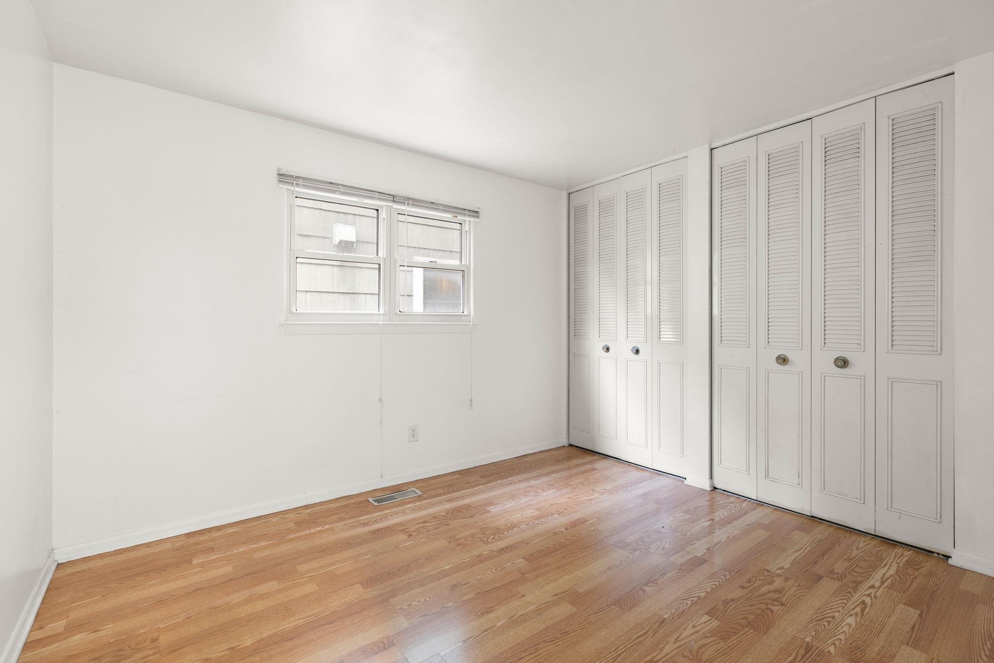 Harrison, New Jersey, 07029, United States, 6 Bedrooms Bedrooms, ,2 BathroomsBathrooms,Residential,For Sale,1991185