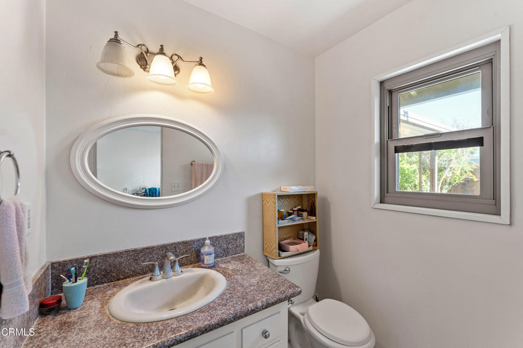 Camarillo, California, 93010, United States, 2 Bedrooms Bedrooms, ,2 BathroomsBathrooms,Residential,For Sale,1931047