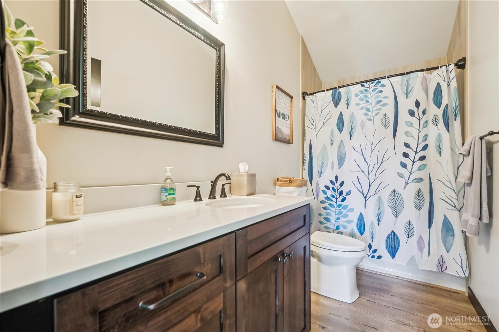 Cle Elum, Washington, 98922, United States, 3 Bedrooms Bedrooms, ,Residential,For Sale,1804011
