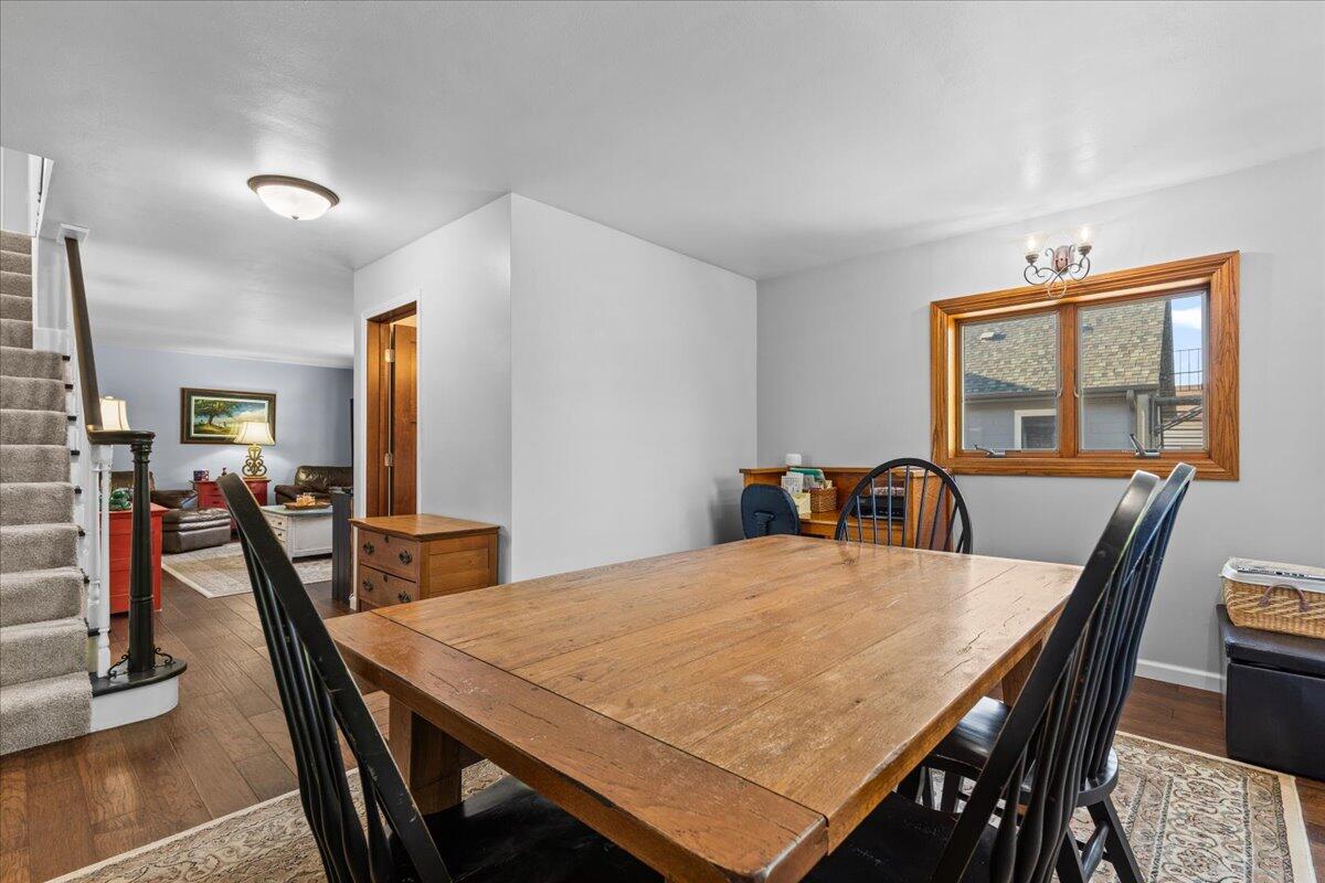 West Bend, Wisconsin, 53090, United States, 4 Bedrooms Bedrooms, ,3 BathroomsBathrooms,Residential,For Sale,1960551