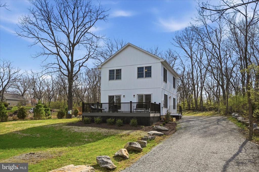 Boyce, Virginia, 22620, United States, 3 Bedrooms Bedrooms, ,3 BathroomsBathrooms,Residential,For Sale,2032757
