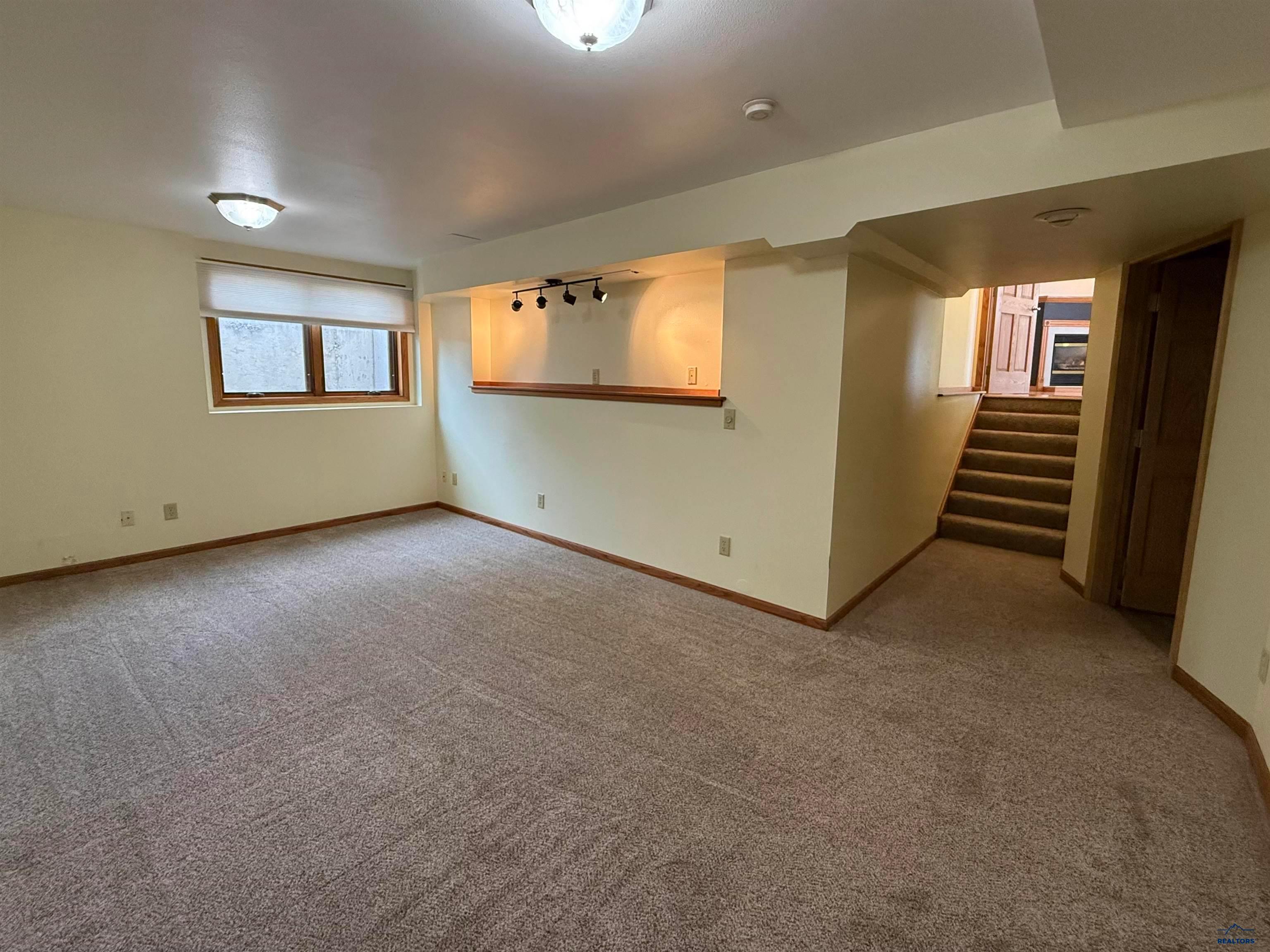 Rapid City, South Dakota, 57701-9223, United States, 4 Bedrooms Bedrooms, ,2 BathroomsBathrooms,Residential,For Sale,1991444