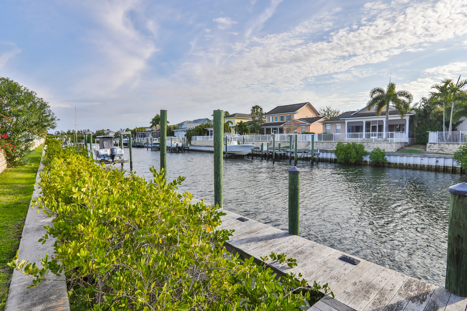 Apollo Beach, Florida, 33572, United States, 3 Bedrooms Bedrooms, ,2 BathroomsBathrooms,Residential,For Sale,2009250