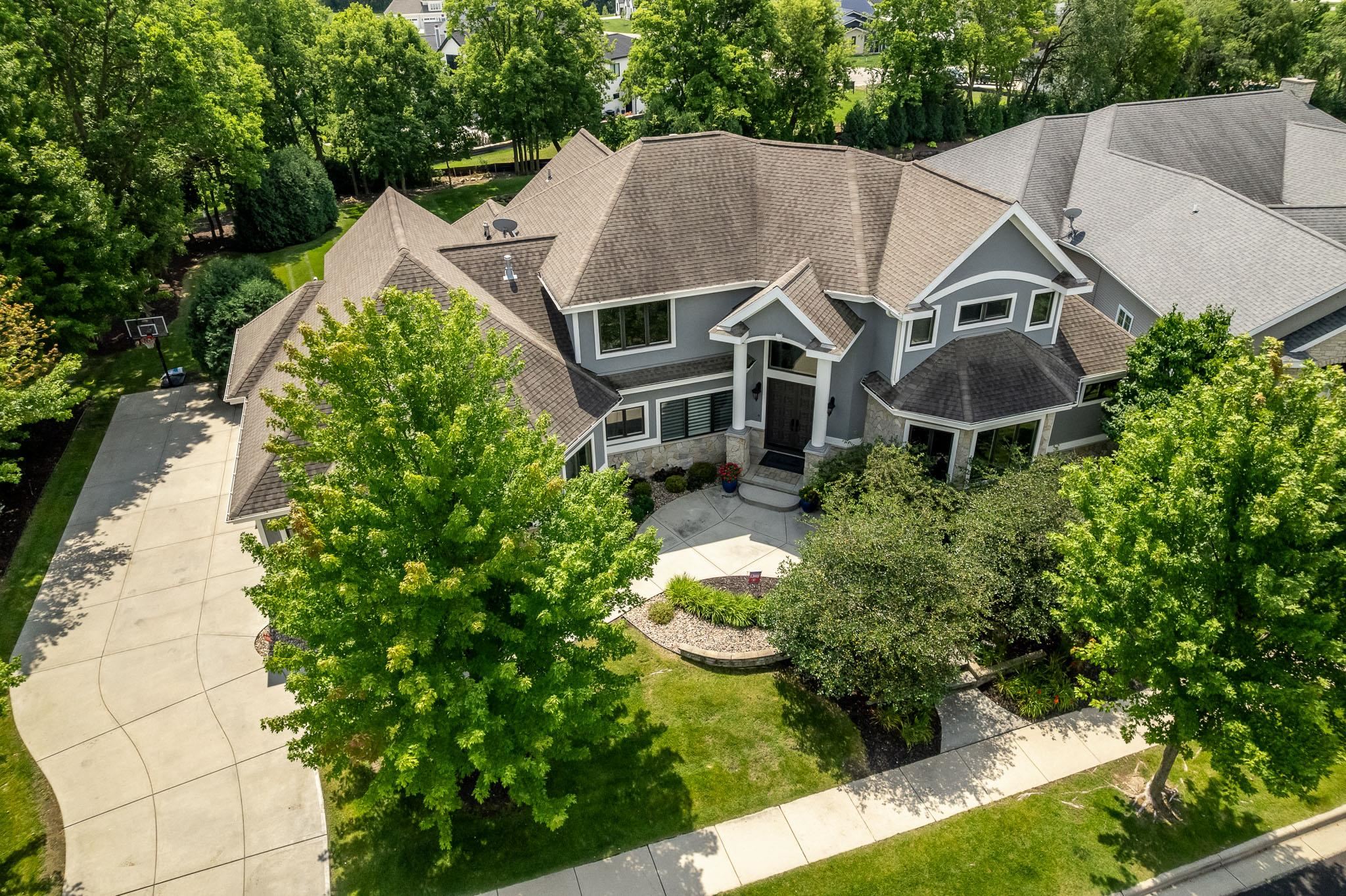 Waunakee, Wisconsin, 53597, United States, 6 Bedrooms Bedrooms, ,5 BathroomsBathrooms,Residential,For Sale,1914113