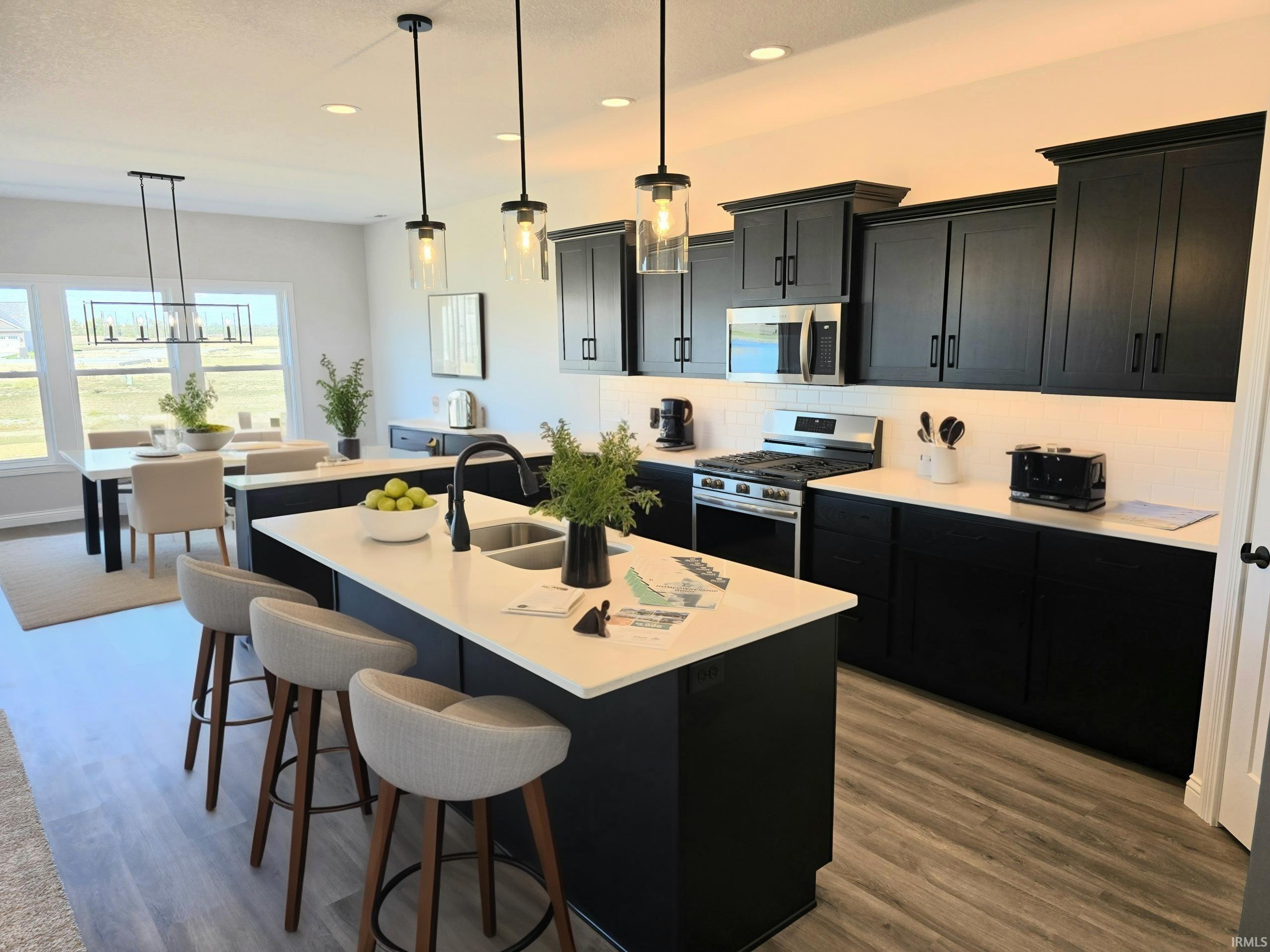 Fort Wayne, Indiana, 46818, United States, 3 Bedrooms Bedrooms, ,2 BathroomsBathrooms,Residential,For Sale,1980943