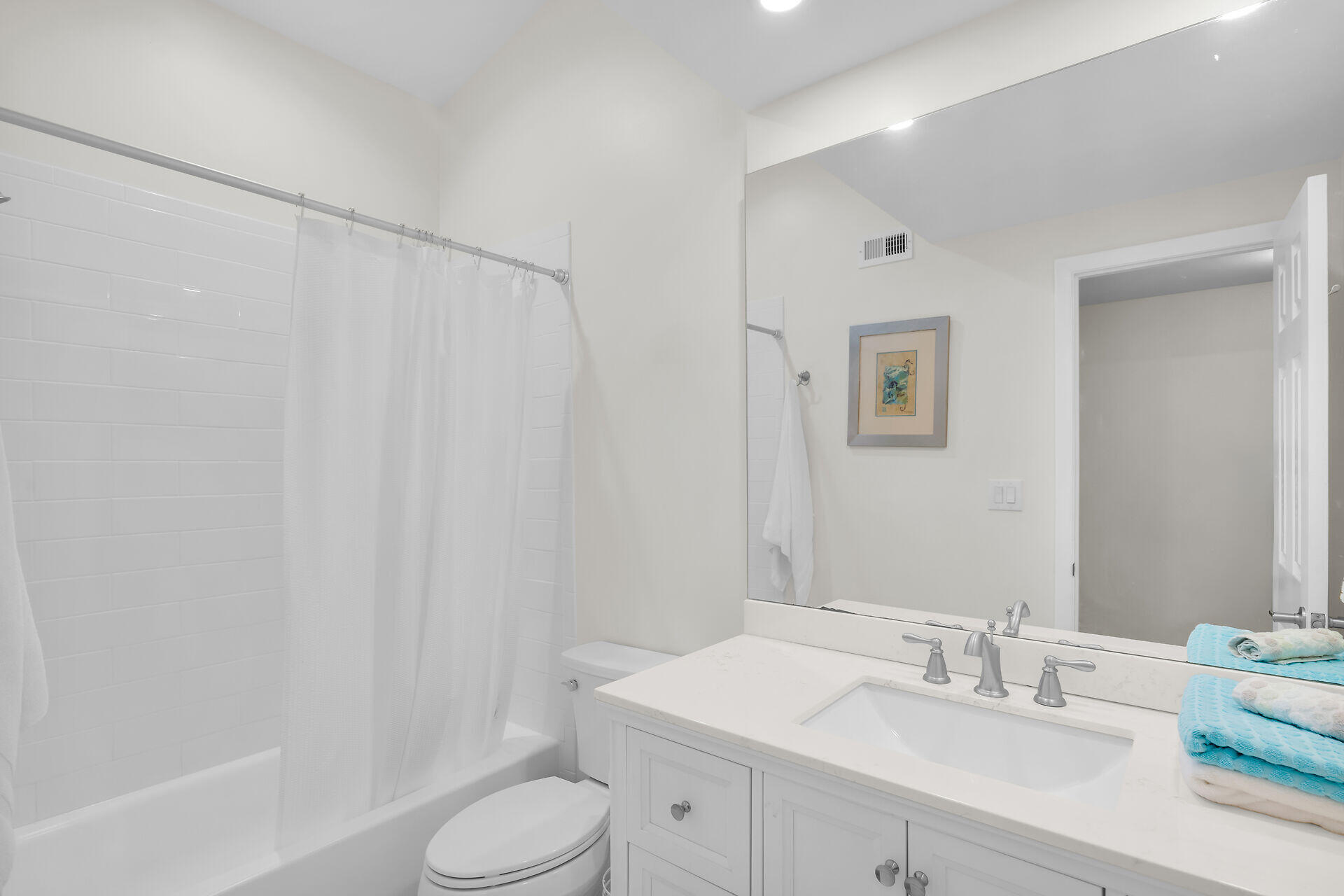 ISLAMORADA, Florida, 33036, United States, 2 Bedrooms Bedrooms, ,2 BathroomsBathrooms,Residential,For Sale,1874180
