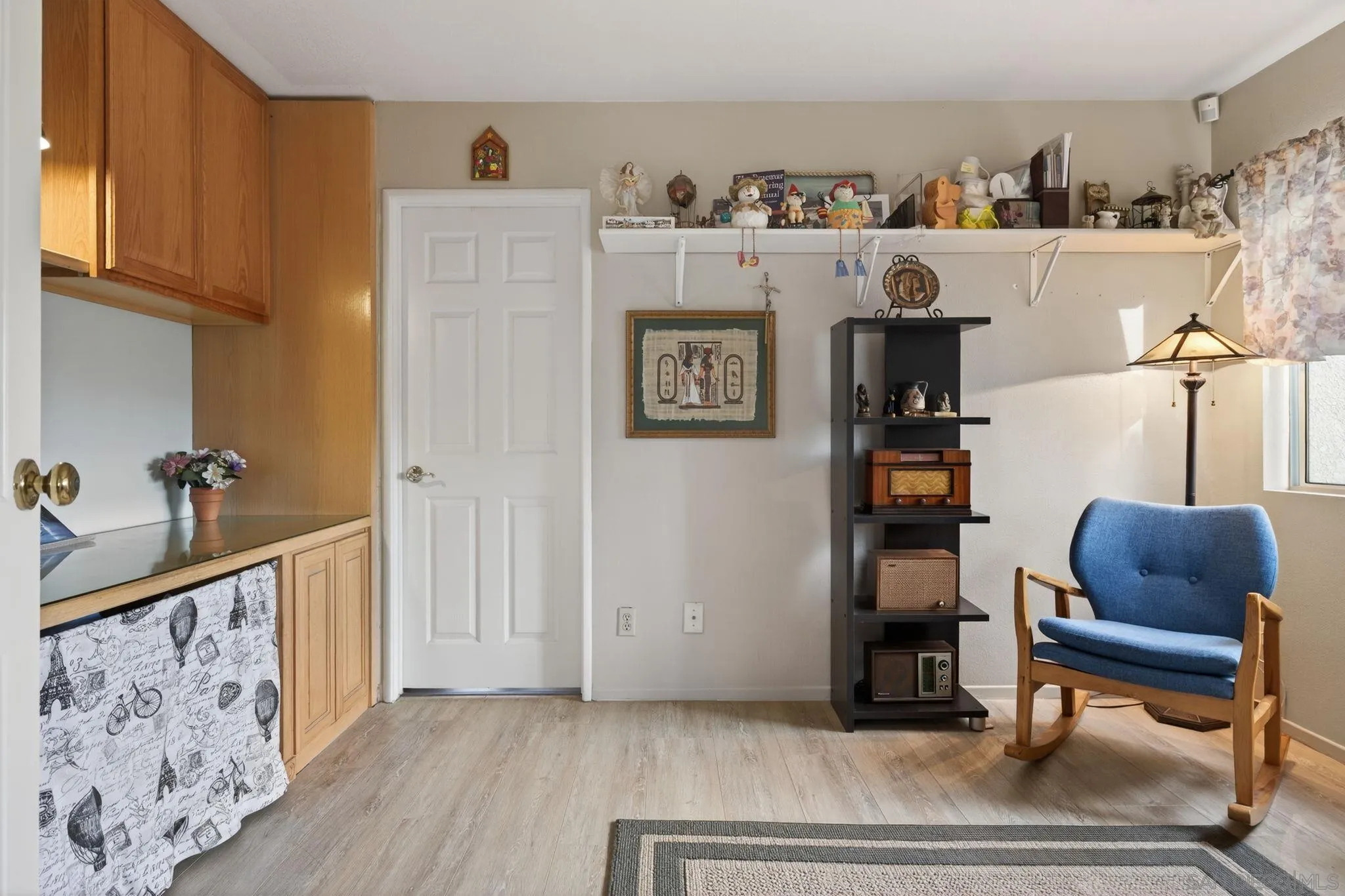 Camarillo, California, 93010, United States, 5 Bedrooms Bedrooms, ,4 BathroomsBathrooms,Residential,For Sale,2001849