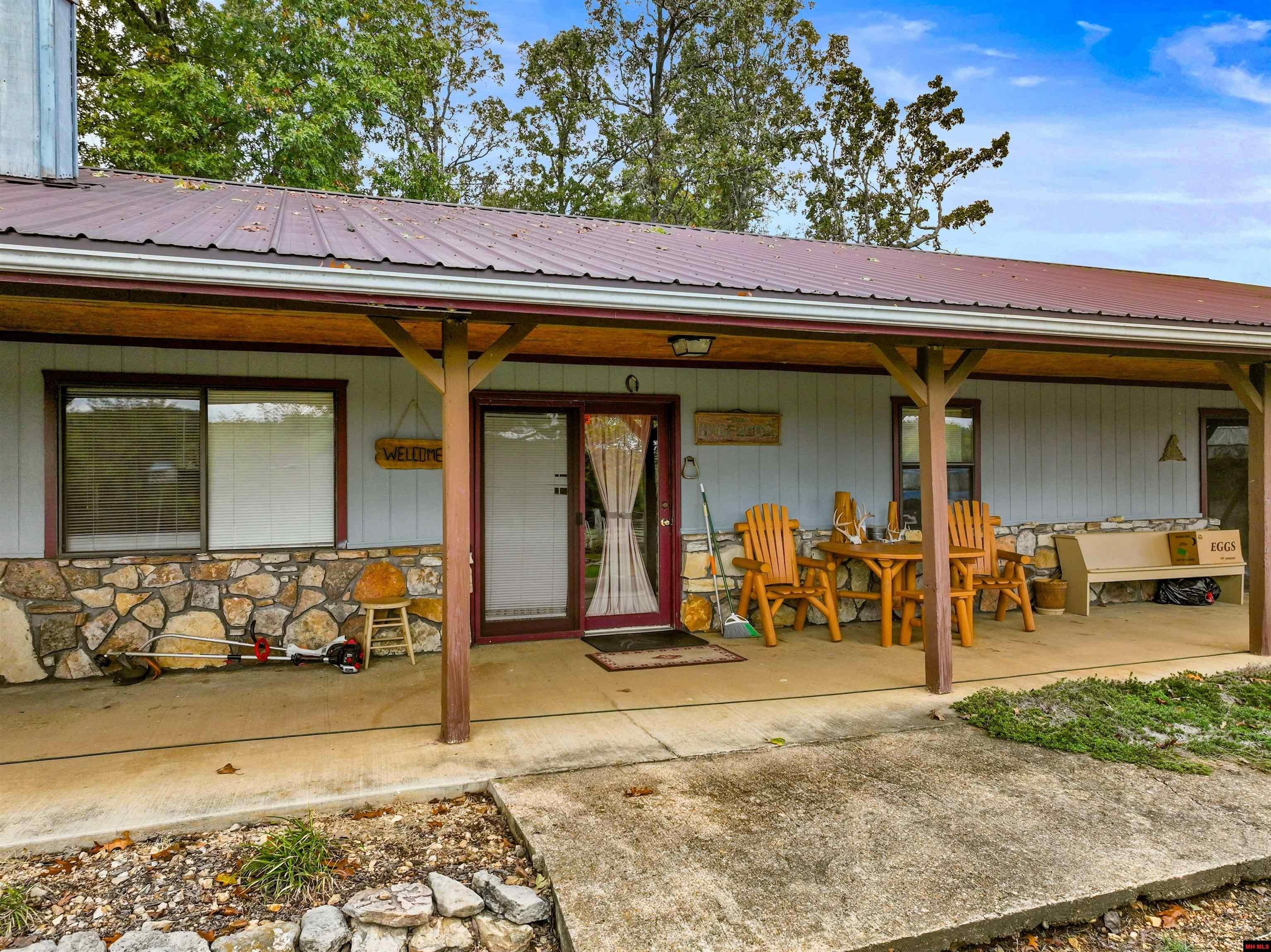 Theodosia, Missouri, 65761, United States, 3 Bedrooms Bedrooms, ,2 BathroomsBathrooms,Residential,For Sale,1986107