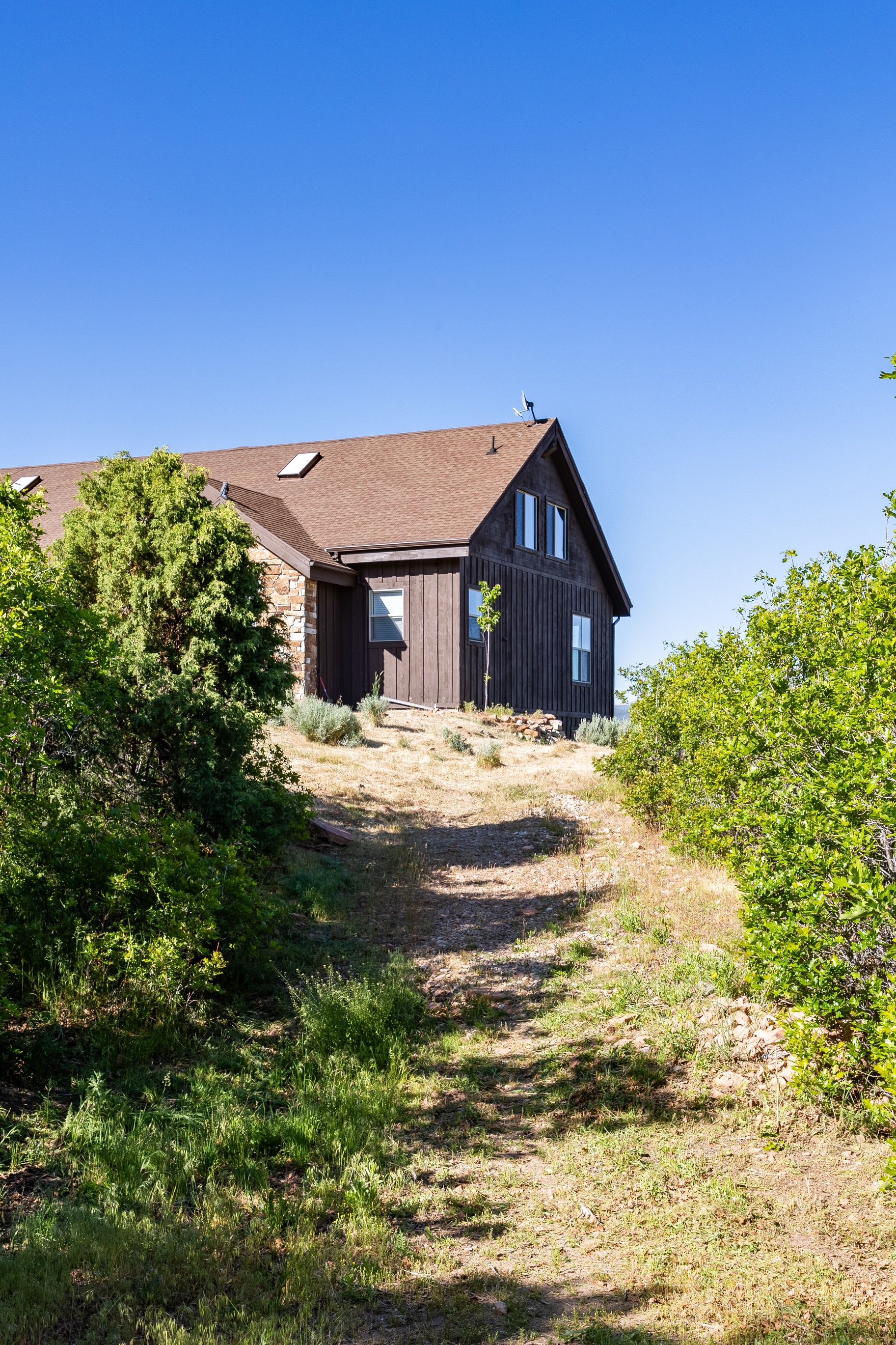  The Ultimate Multi-Generational Mountain Retreat Backing to 500 Acres of Open Sp - 物件實景
