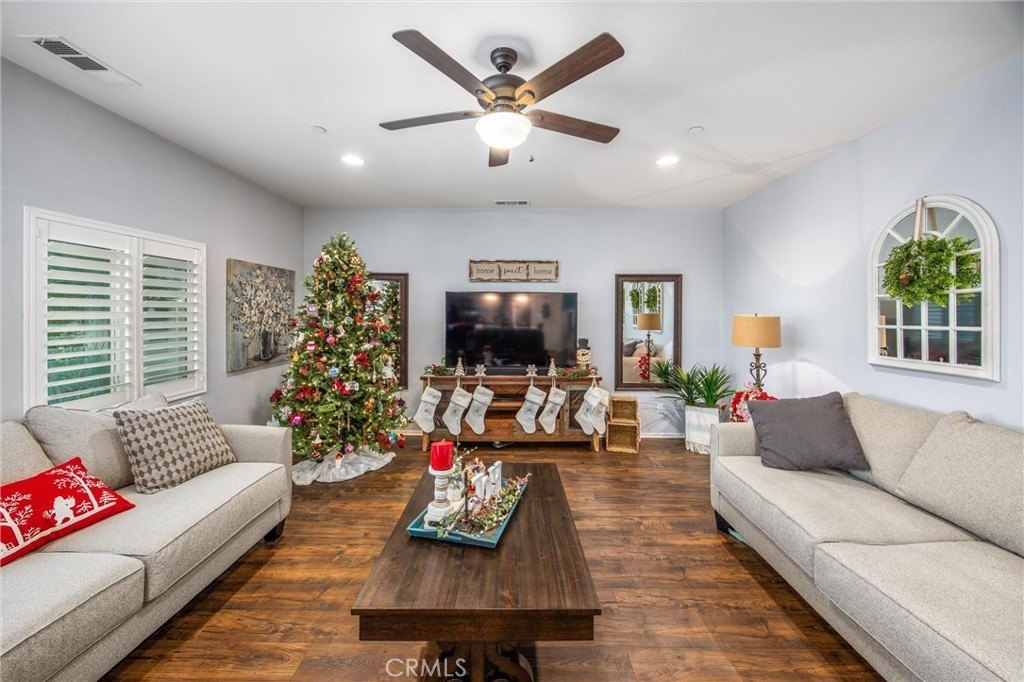 Calimesa, California, 92320, United States, 5 Bedrooms Bedrooms, ,3 BathroomsBathrooms,Residential,For Sale,2005696