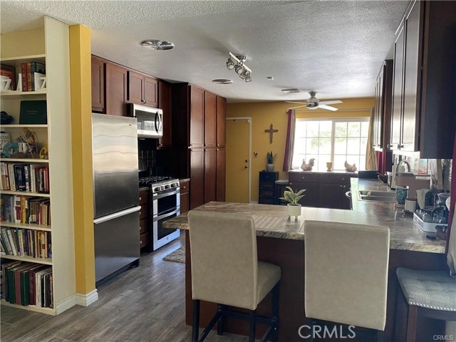 Victorville, California, 92395, United States, 3 Bedrooms Bedrooms, ,2 BathroomsBathrooms,Residential,For Sale,2005380