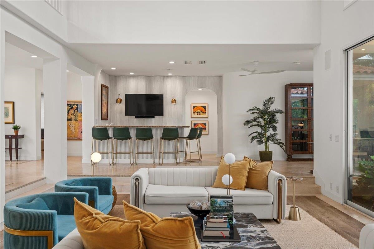 Kihei, Hawaii, 96753, United States, 5 Bedrooms Bedrooms, ,5 BathroomsBathrooms,Residential,For Sale,2003488