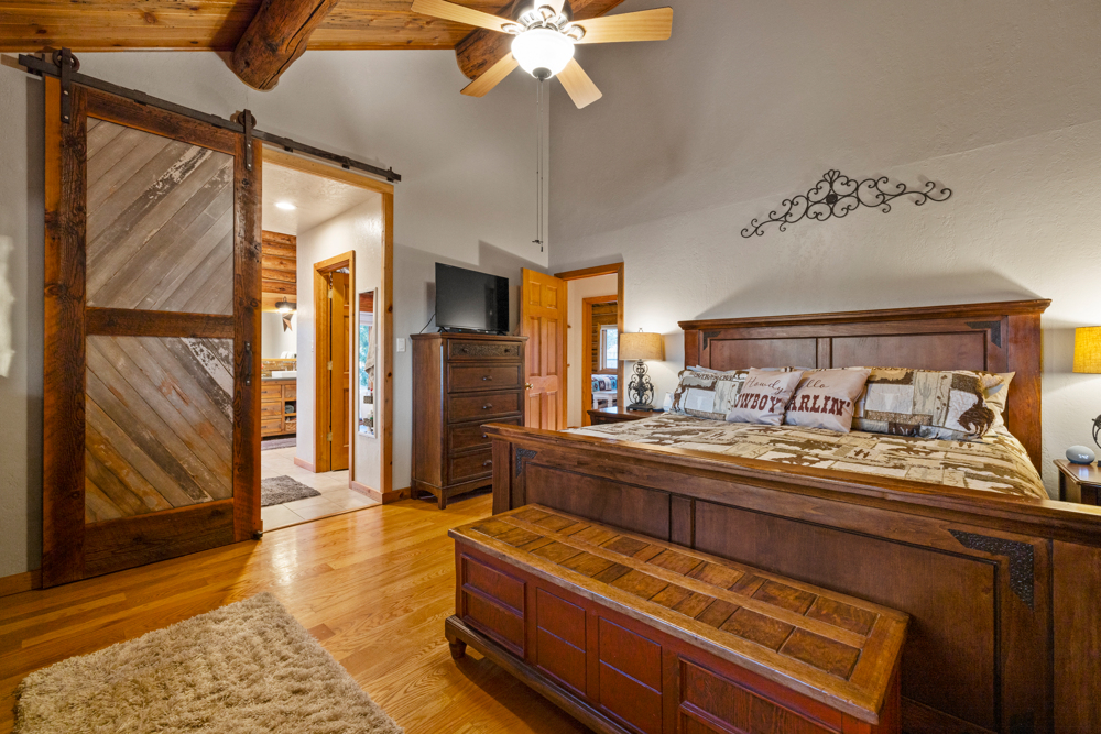 CHILOQUIN, Oregon, 97624, United States, 3 Bedrooms Bedrooms, ,3 BathroomsBathrooms,Residential,For Sale,1974697