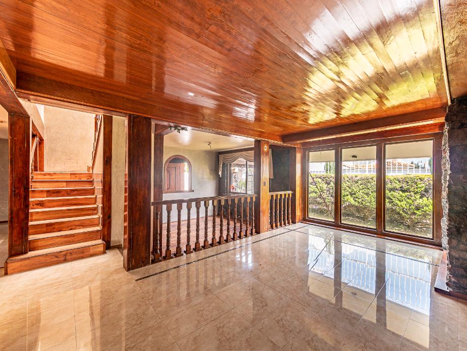 Metepec, Estado de méxico, 52178, Mexico, 4 Bedrooms Bedrooms, ,5 BathroomsBathrooms,Residential,For Sale,1994402