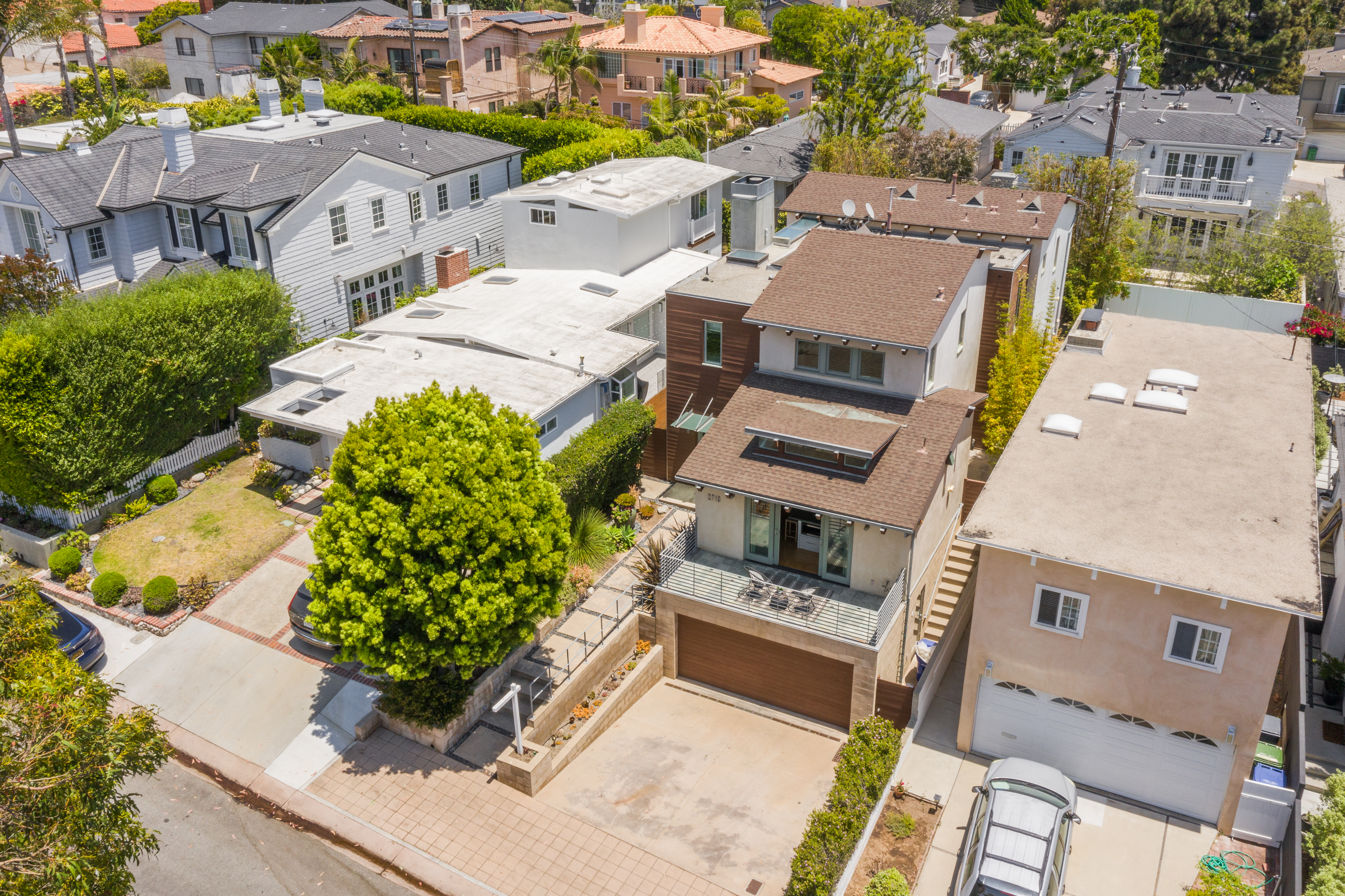  2710 Pine Avenue, Manhattan Beach, CA 90266 - 物件實景