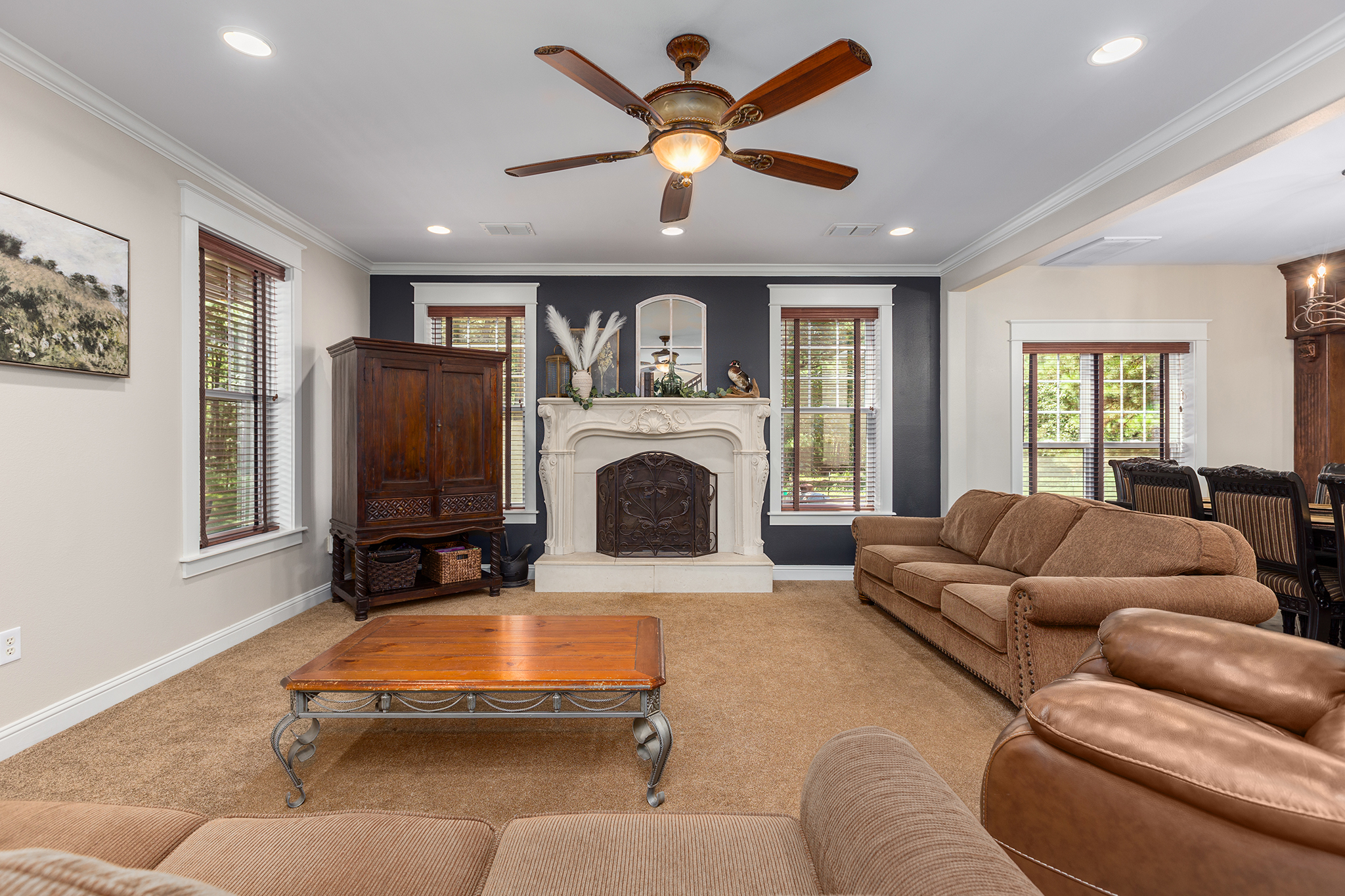 Bronson, Texas, 75930, United States, 5 Bedrooms Bedrooms, ,4 BathroomsBathrooms,Residential,For Sale,1944526