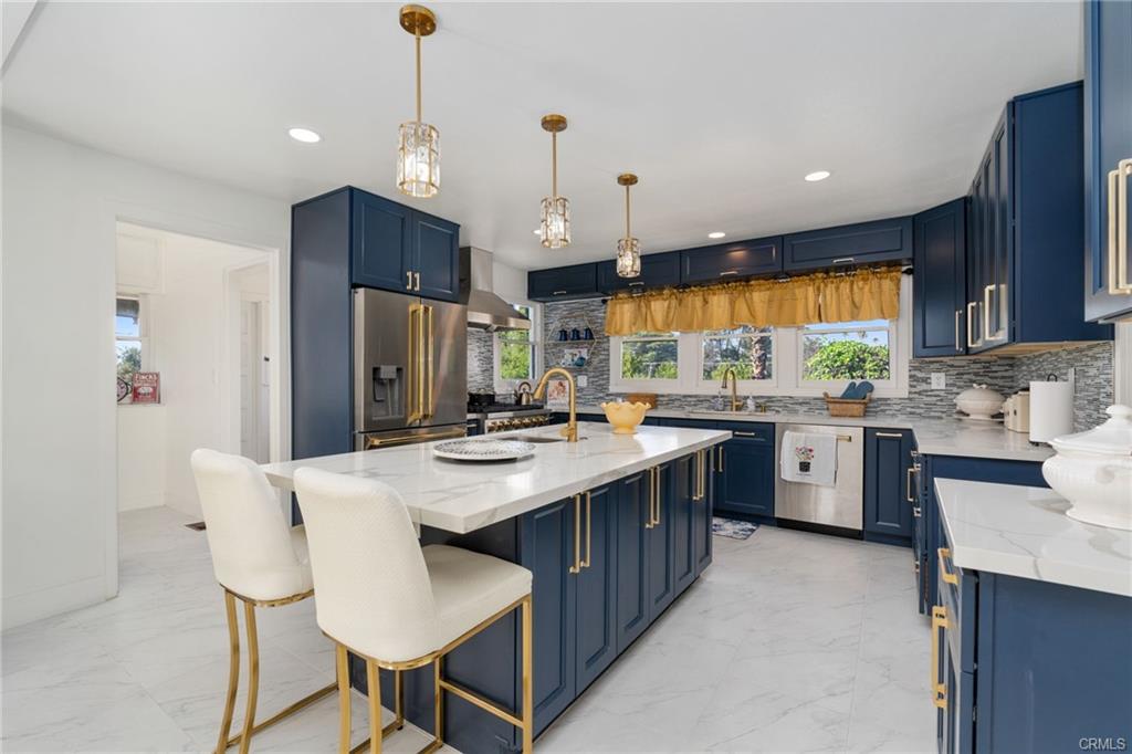 Redlands, California, 92373, United States, 5 Bedrooms Bedrooms, ,4 BathroomsBathrooms,Residential,For Sale,1810586