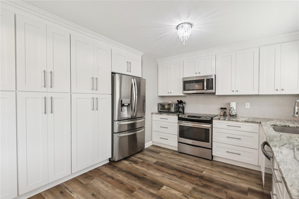 Palm Harbor, Florida, 34683, United States, 4 Bedrooms Bedrooms, ,3 BathroomsBathrooms,Residential,For Sale,2001697