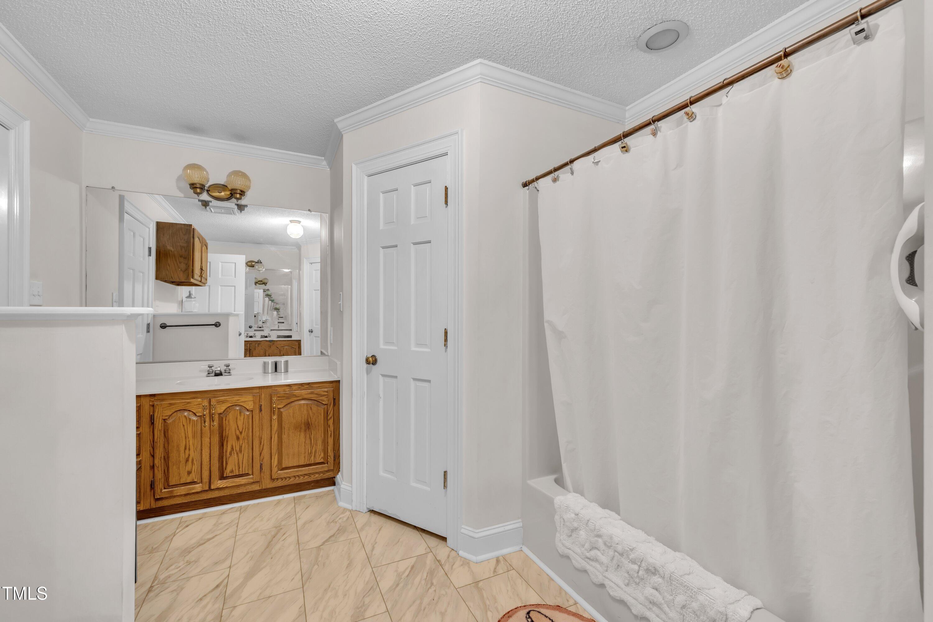 Smithfield, North Carolina, 27577, United States, 5 Bedrooms Bedrooms, ,4 BathroomsBathrooms,Residential,For Sale,1911718