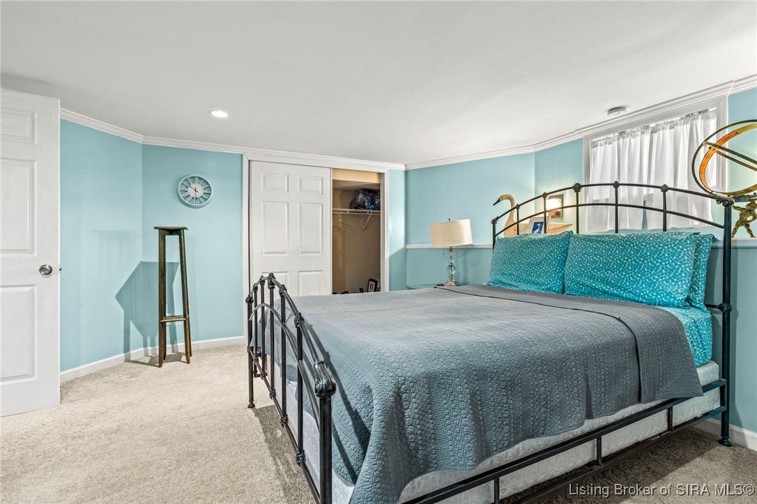 Jeffersonville, Indiana, 47130, United States, 4 Bedrooms Bedrooms, ,4 BathroomsBathrooms,Residential,For Sale,1897686