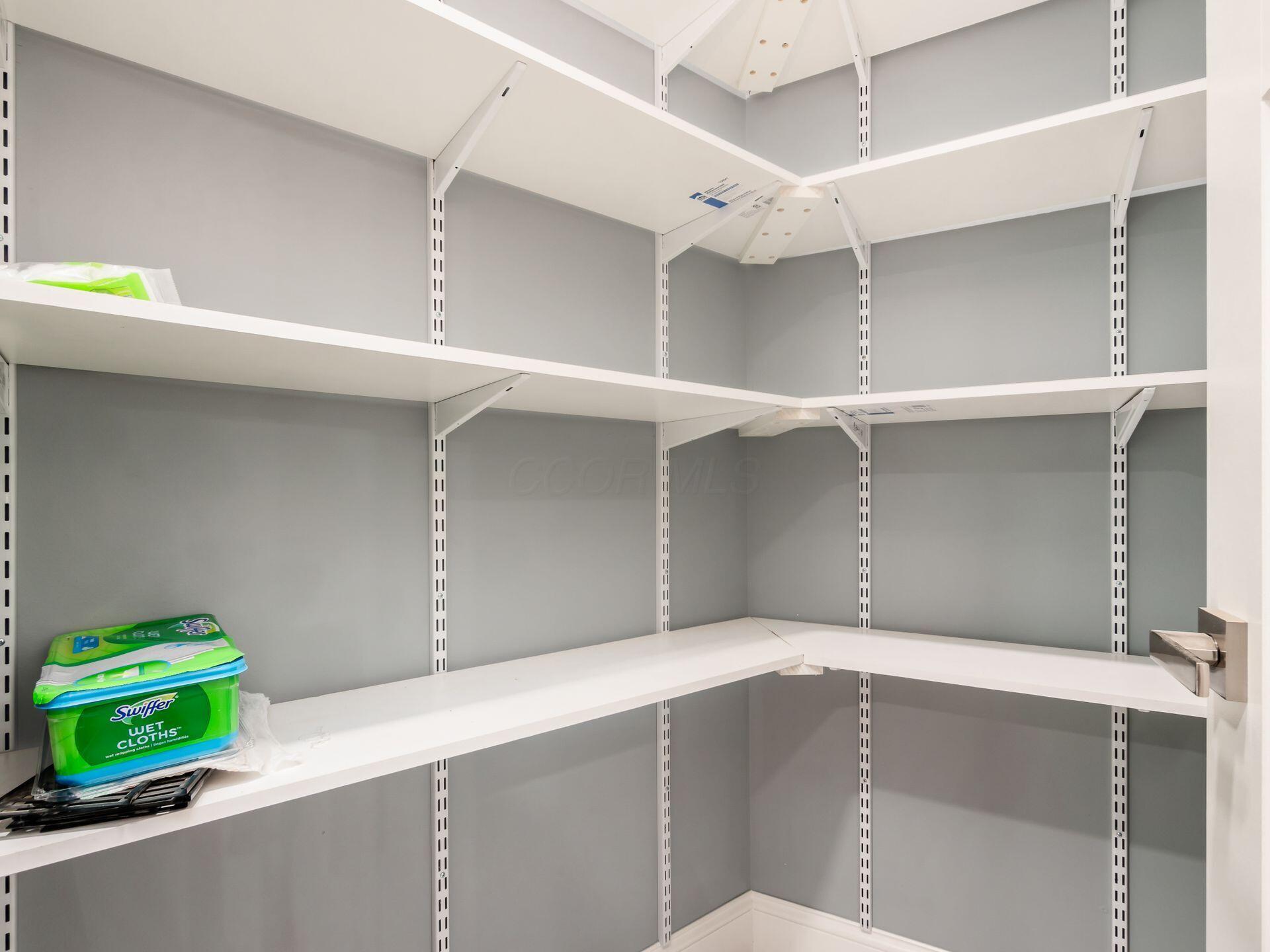 Columbus, Ohio, 43202, United States, 5 Bedrooms Bedrooms, ,4 BathroomsBathrooms,Residential,For Sale,1988321