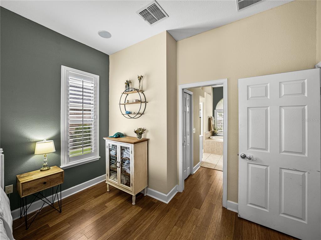 Lakeland, Florida, 33812, United States, 4 Bedrooms Bedrooms, ,3 BathroomsBathrooms,Residential,For Sale,1898596