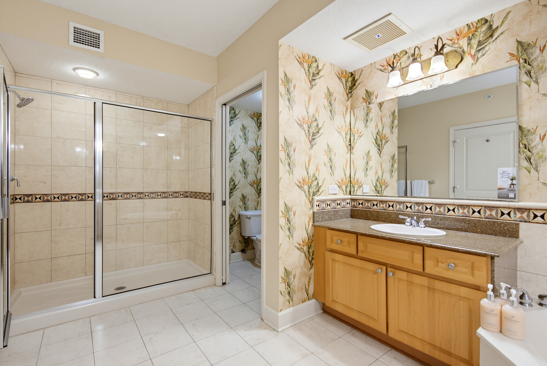  200 Ocean Crest Drive, Palm Coast, FL, 32137 - 物件實景