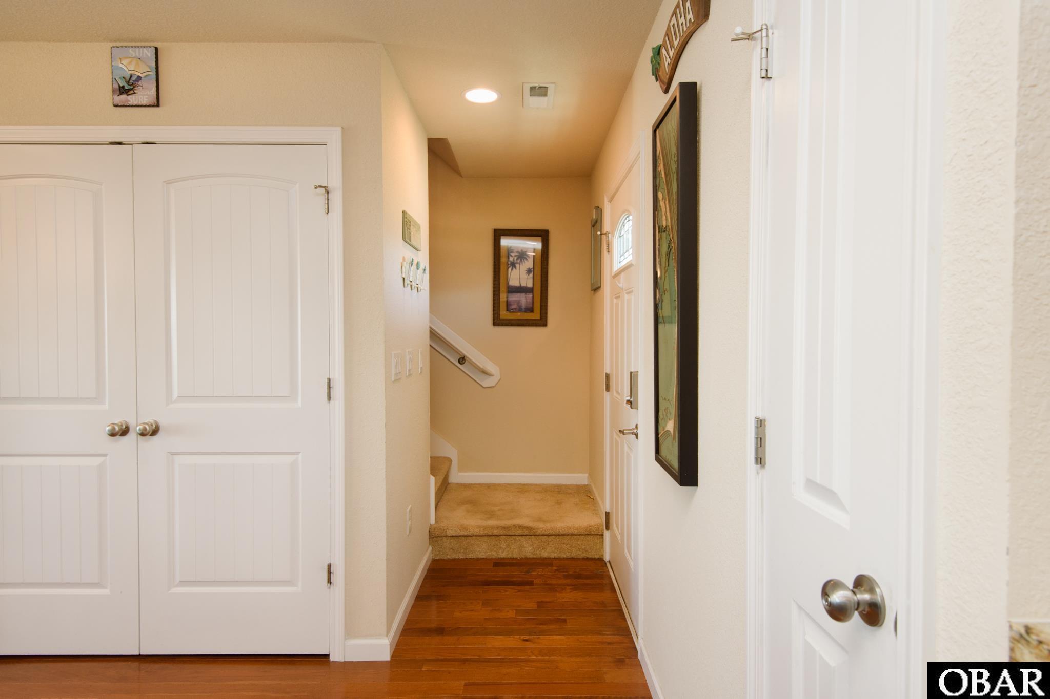 Kill Devil Hills, North Carolina, 27948, United States, 3 Bedrooms Bedrooms, ,3 BathroomsBathrooms,Residential,For Sale,1989385