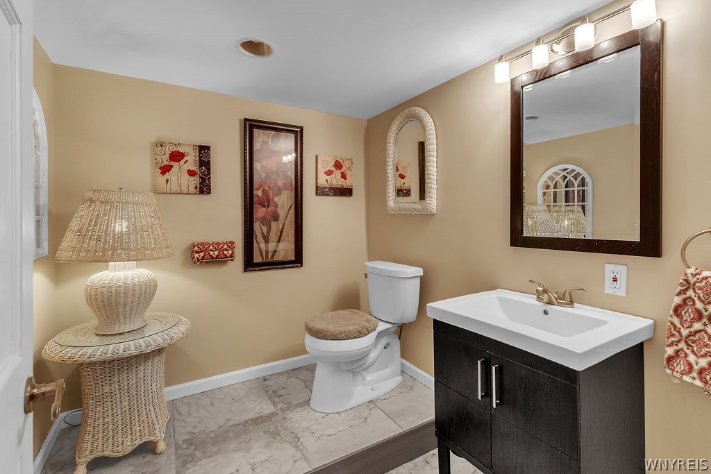 Grand Island, New York, 14072, United States, 4 Bedrooms Bedrooms, ,4 BathroomsBathrooms,Residential,For Sale,2048068