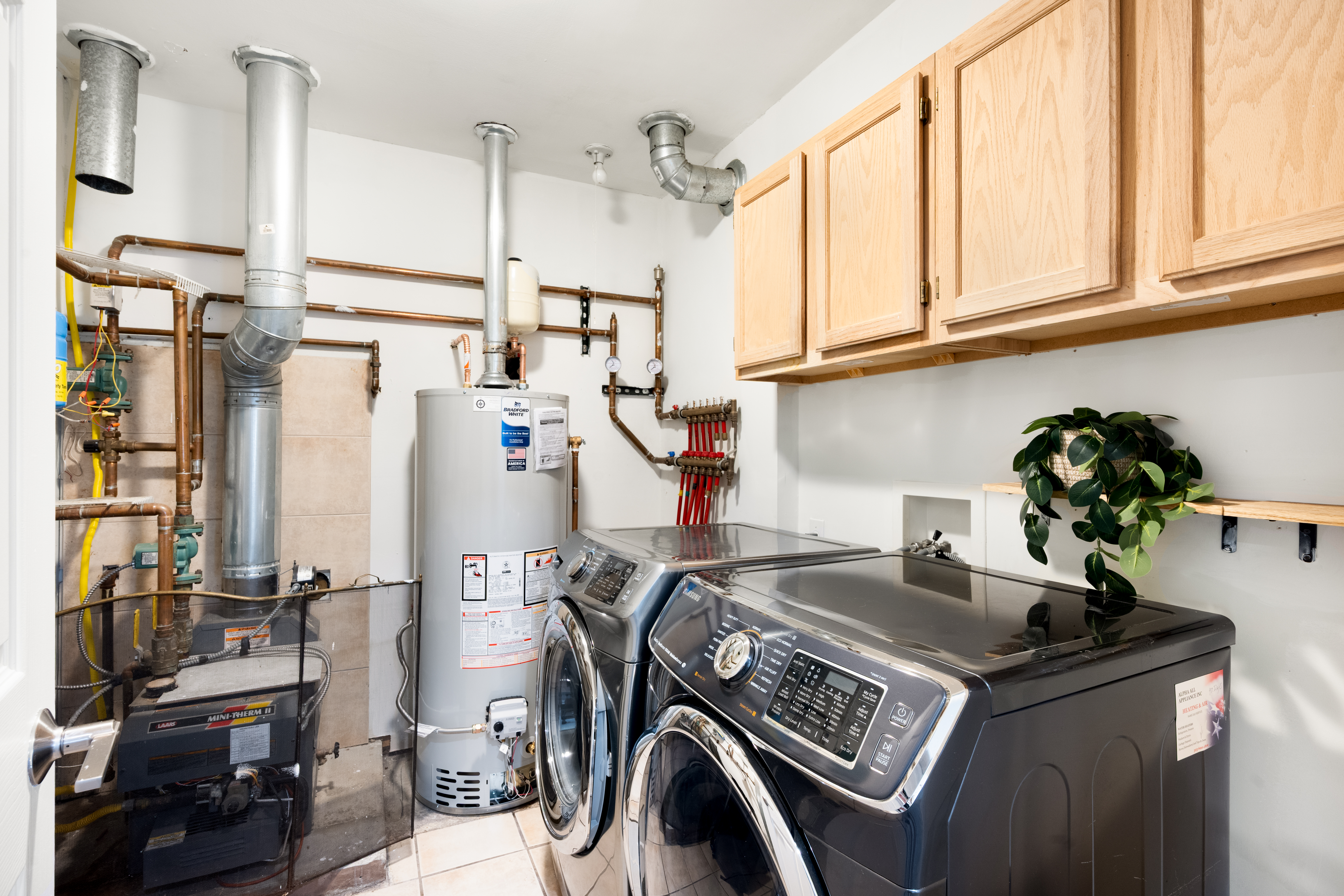  Mid-century charm with fresh, modern updates - 物件實景