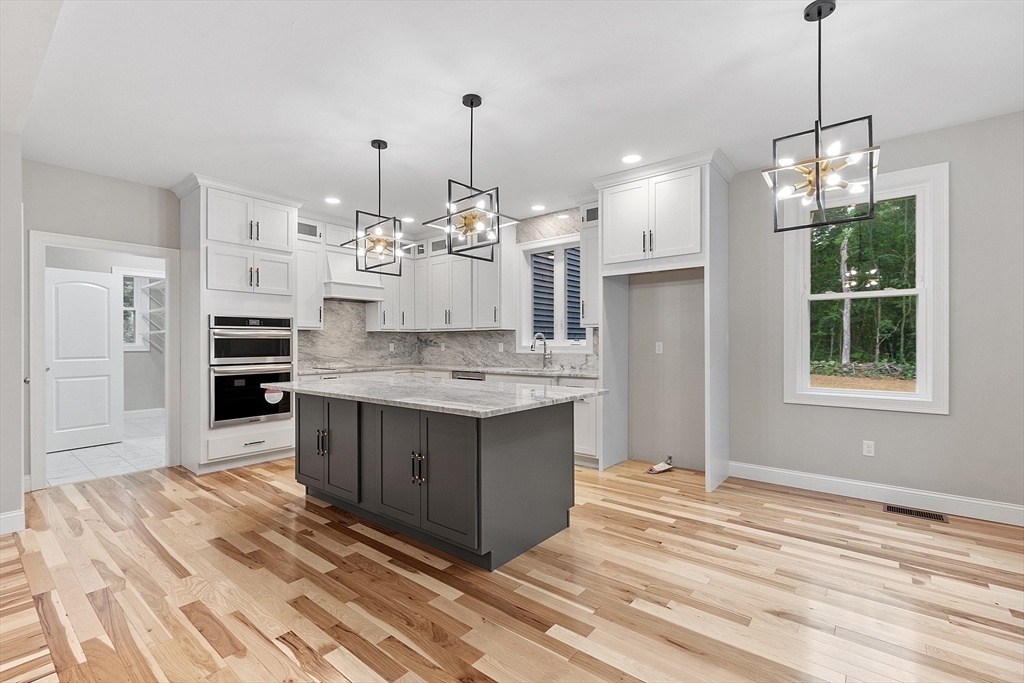 Westminster, Massachusetts, 01473, United States, 4 Bedrooms Bedrooms, ,4 BathroomsBathrooms,Residential,For Sale,1828170