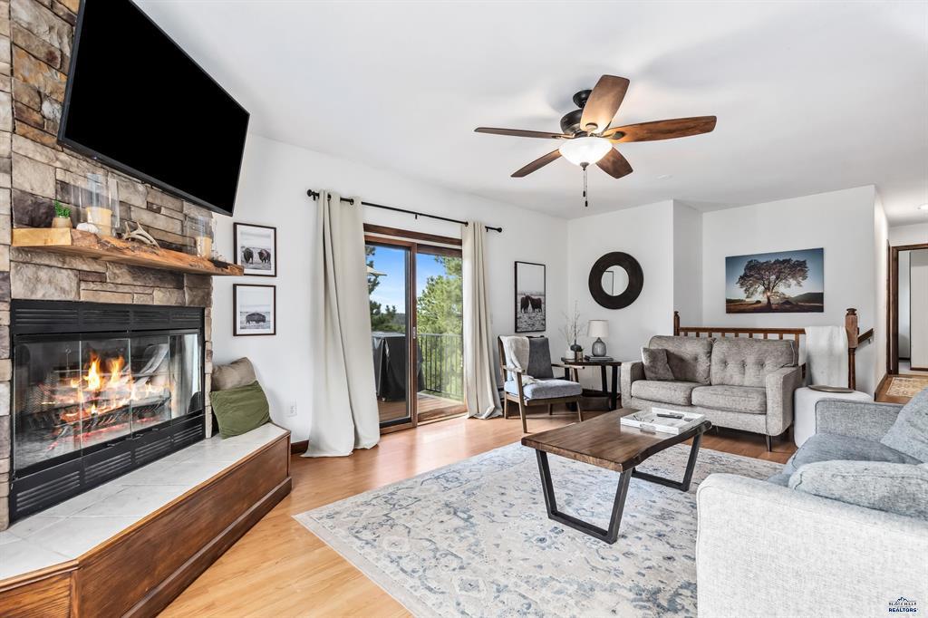 Rapid City, South Dakota, 57702, United States, 4 Bedrooms Bedrooms, ,2 BathroomsBathrooms,Residential,For Sale,1878563