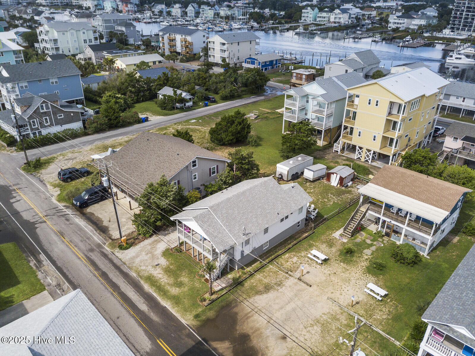 Carolina Beach, North Carolina, 28428, United States, 3 Bedrooms Bedrooms, ,2 BathroomsBathrooms,Residential,For Sale,1837504